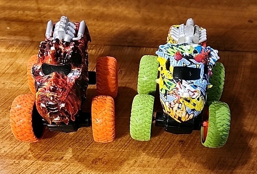 Monster Truck Pull Back Friction Toy Set–2 Dinosaur Trucks, Dinosaurs Ages 3+
