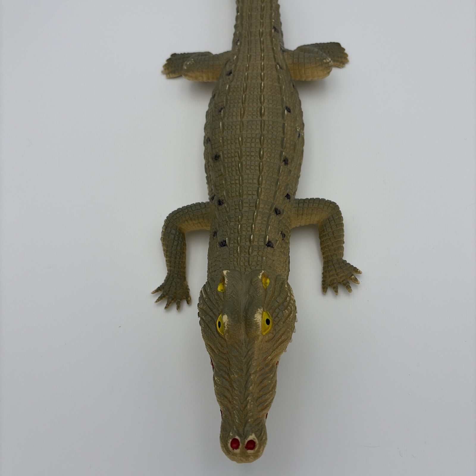 Crocodile Alligator 20” Figure Vintage Realistic Semi Aquatic Reptile Toy