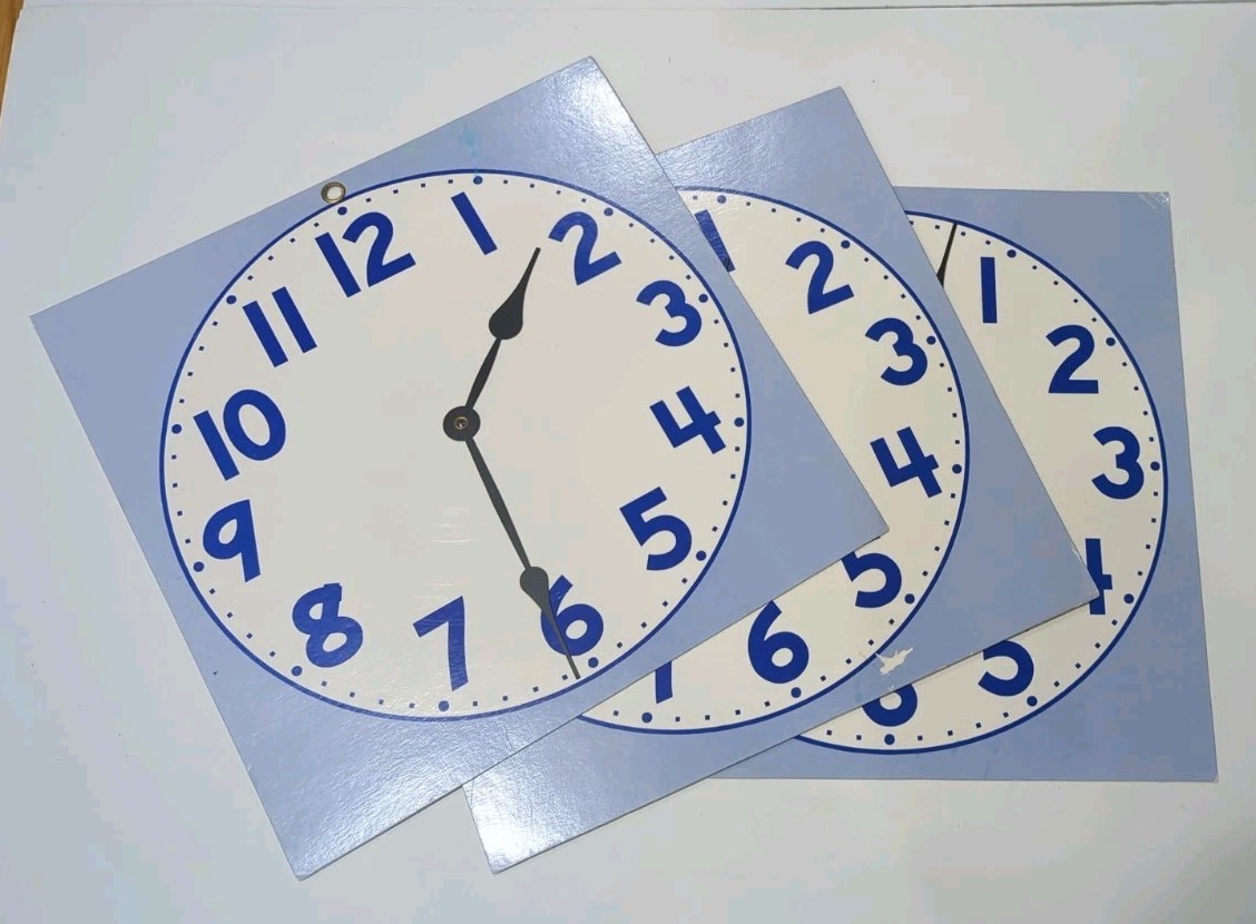 Lot of 15 Manipulatives – Money And Time -Home School/Math Class – Life Skills