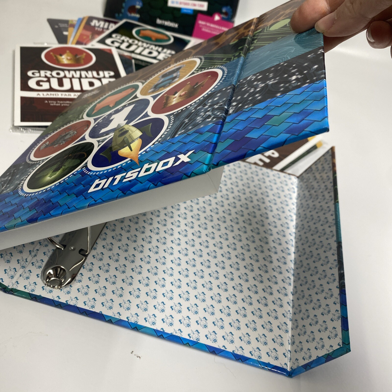 STEM Kit Bitsbox Apper Keeper Volume 1 Set 1-4 Teaches coding for kids w/ Binder