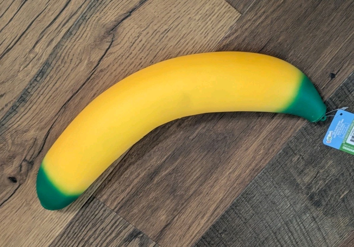 SQUEEEZY Gel Banana 10” Sensory Toy Toy-Mendous & 2 NEW Glitter Vibe Cubes