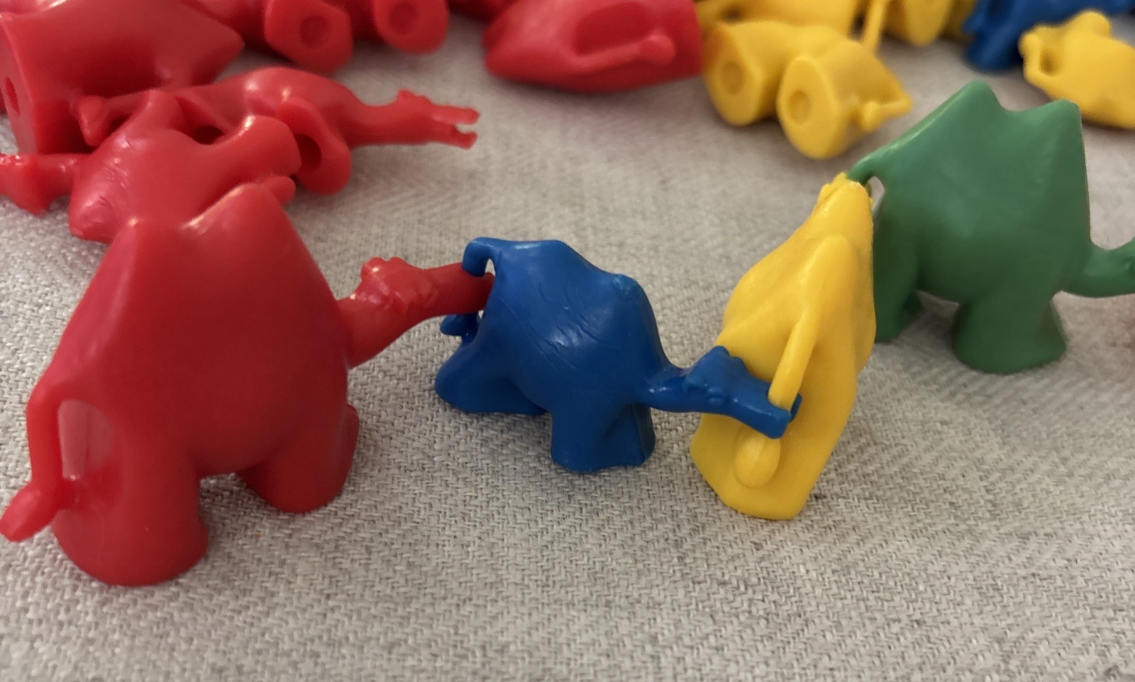 Connecting Camel Math Counters 59 Counters Red Orange Yellow Blue Green Purple