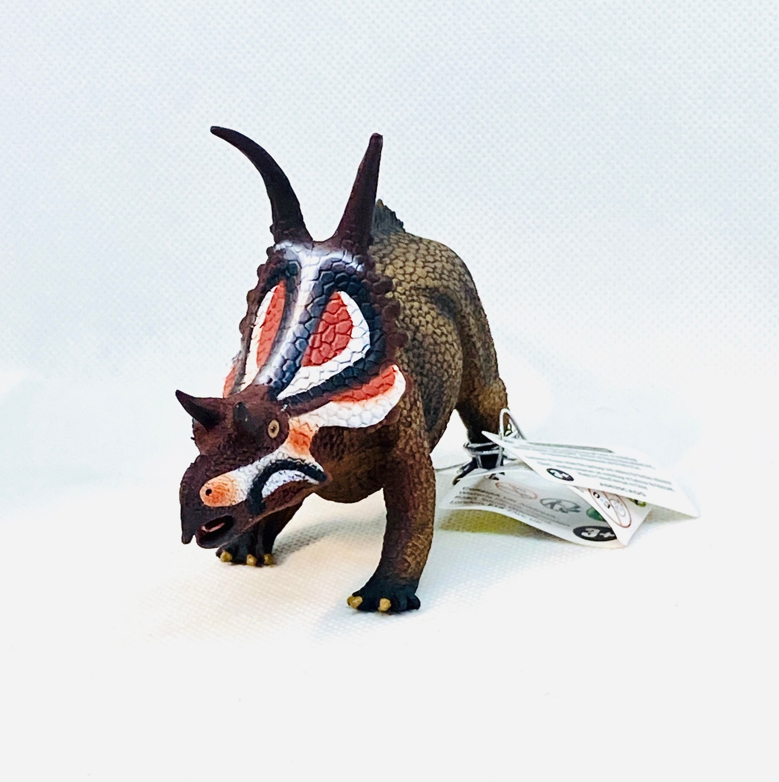 CollectA – Diabloceratops 88593- Prehistoric Dinosaur Toy Model Figure – 3″ x 6″