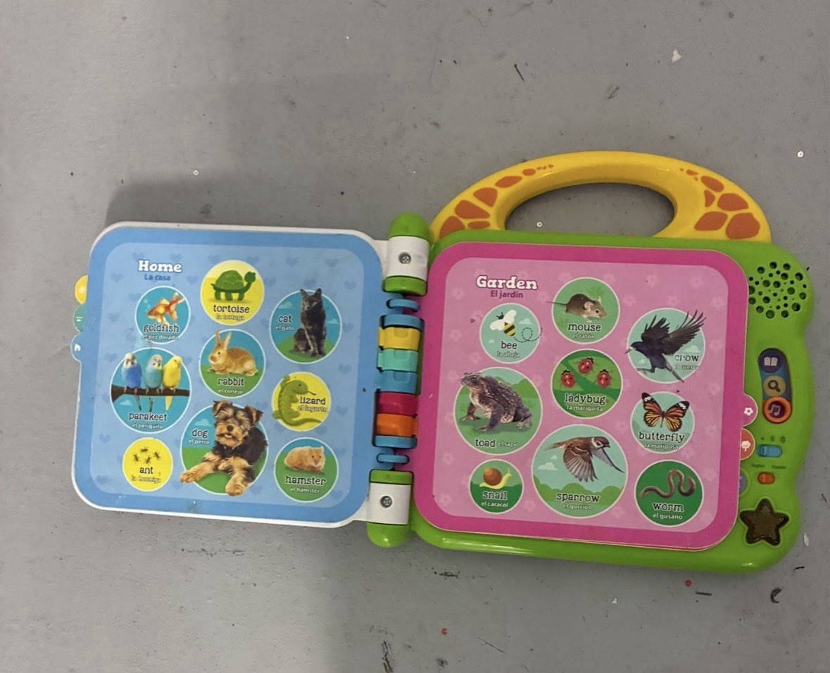LeapFrog 100 Animals Book Electronic Learning System for Ages 18 Months Up