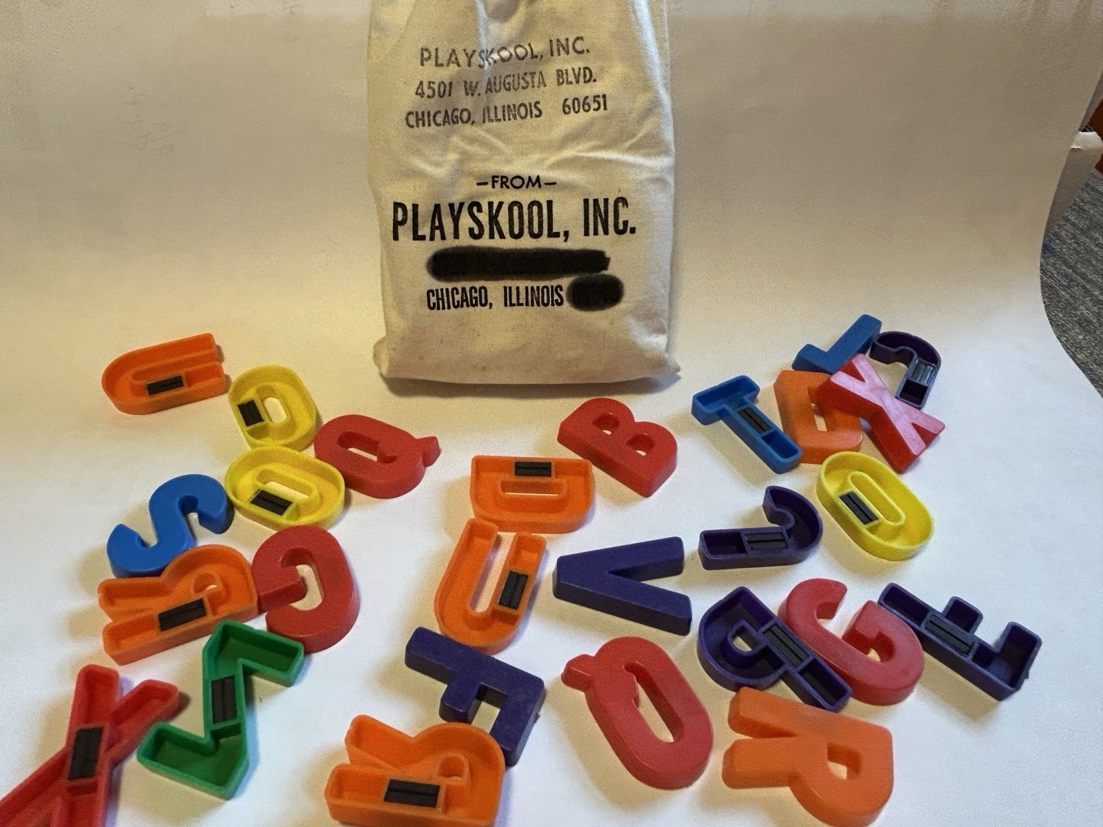 PLAYSKOOL MAGNETIC LETTERS VINTAGE Fisher Price Chicago,IL