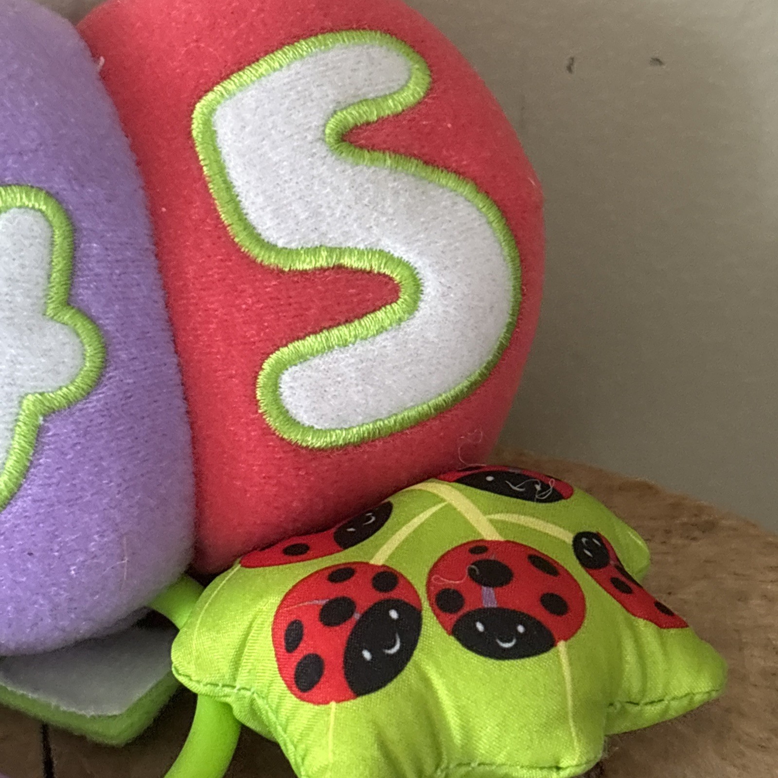 LeapFrog Baby Musical Counting Pal Sensory 14″ Caterpillar Play Tested Works