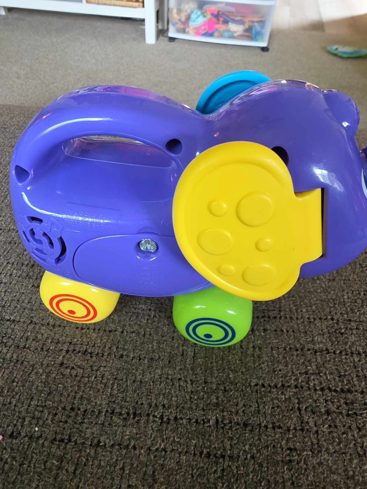 Vtech Push And Explore Elephant 6″ musical education purple lights up/sound!