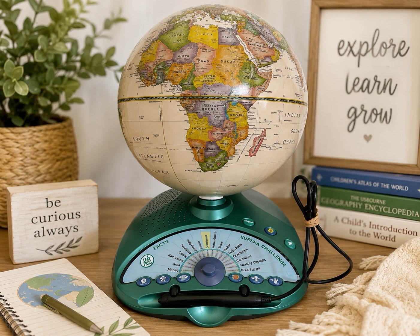 Leap Frog Interactive Talking Smart Globe Eureka Challenge Geography Game Works