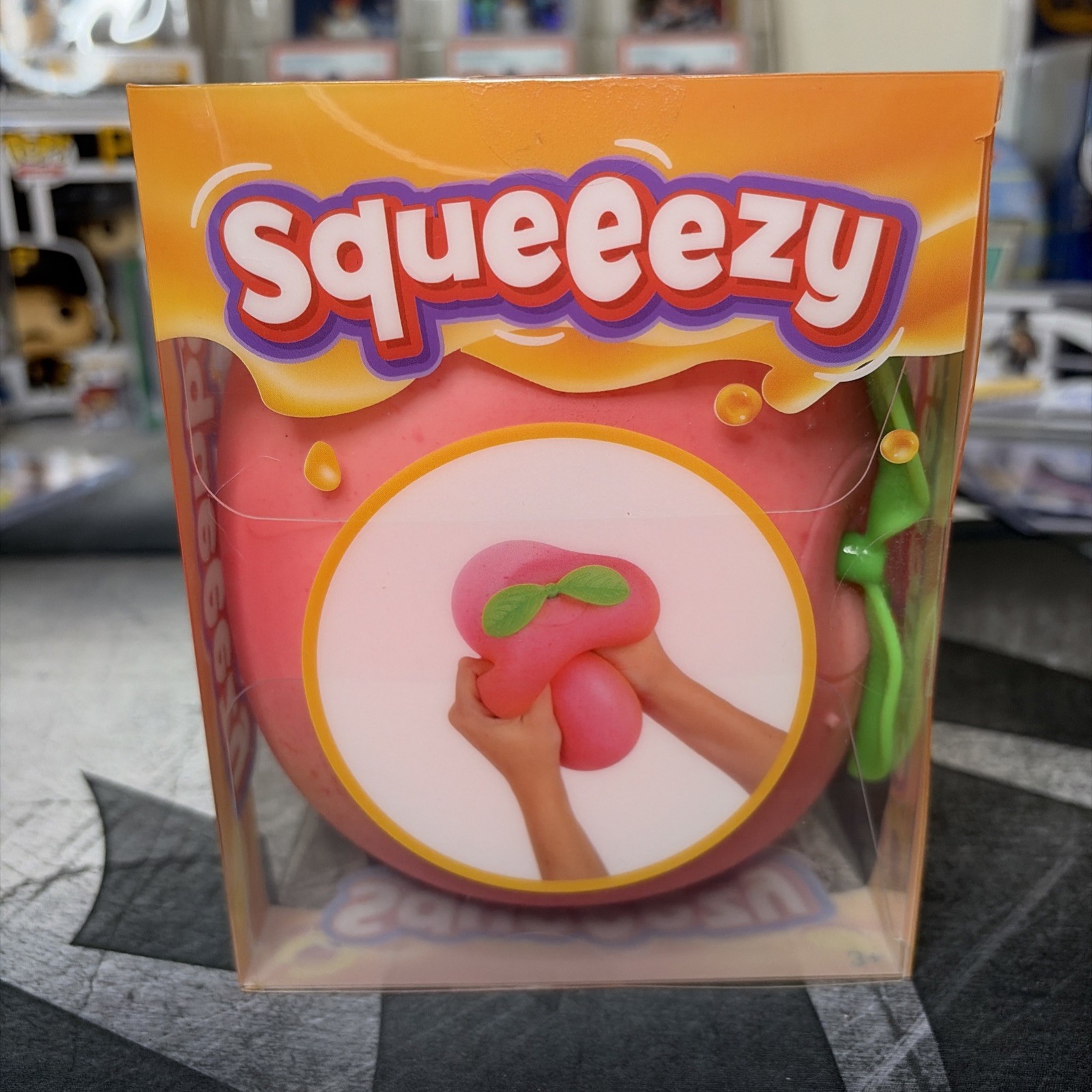 🔥🍑Toy Mendous Giant Peach Squeezy Toy Stress Relief Fidget Toy US Seller 🍑🔥