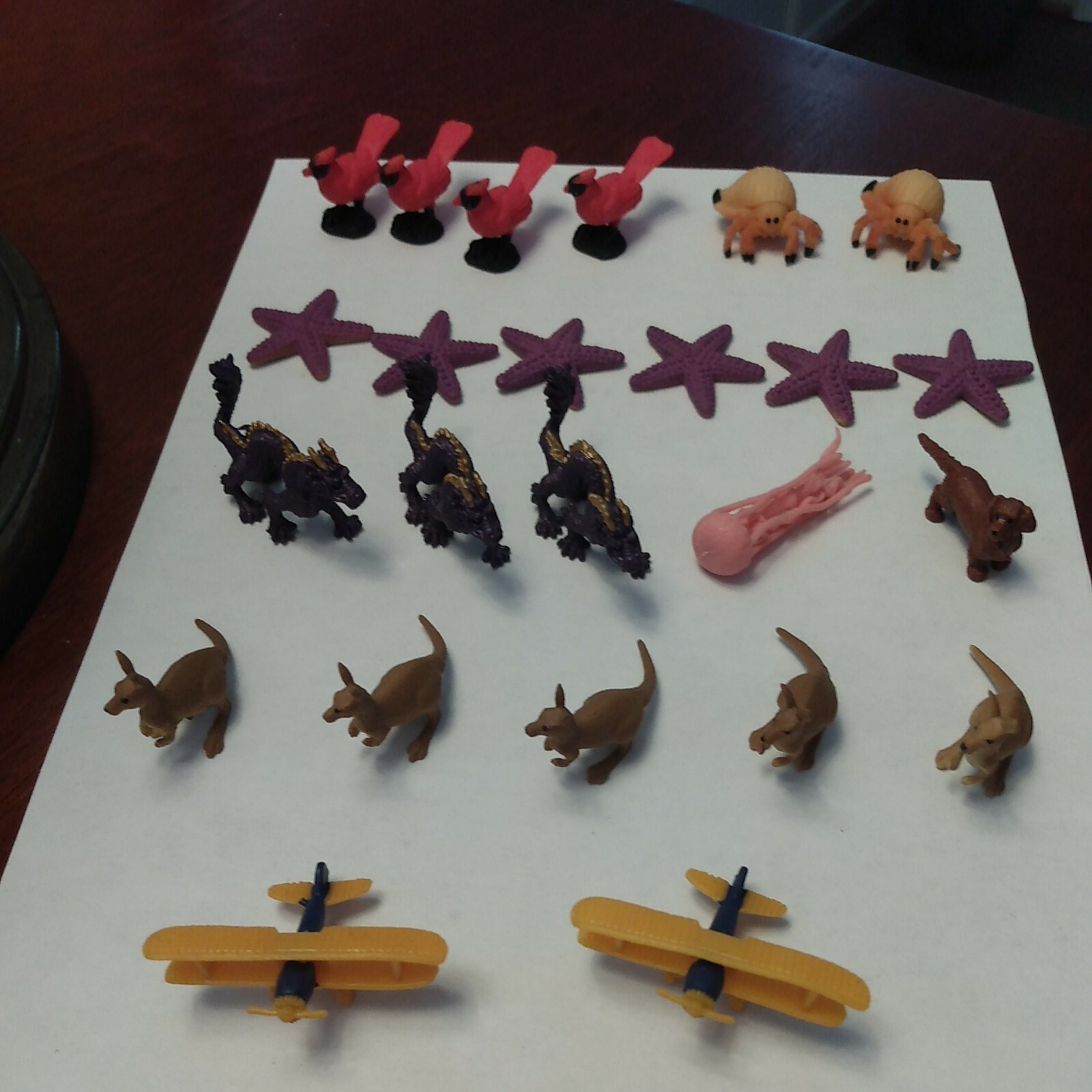 LOT OF 24 SAFARI LTD VARIOUS GOOD LUCK MINIS 1″ LONG B03