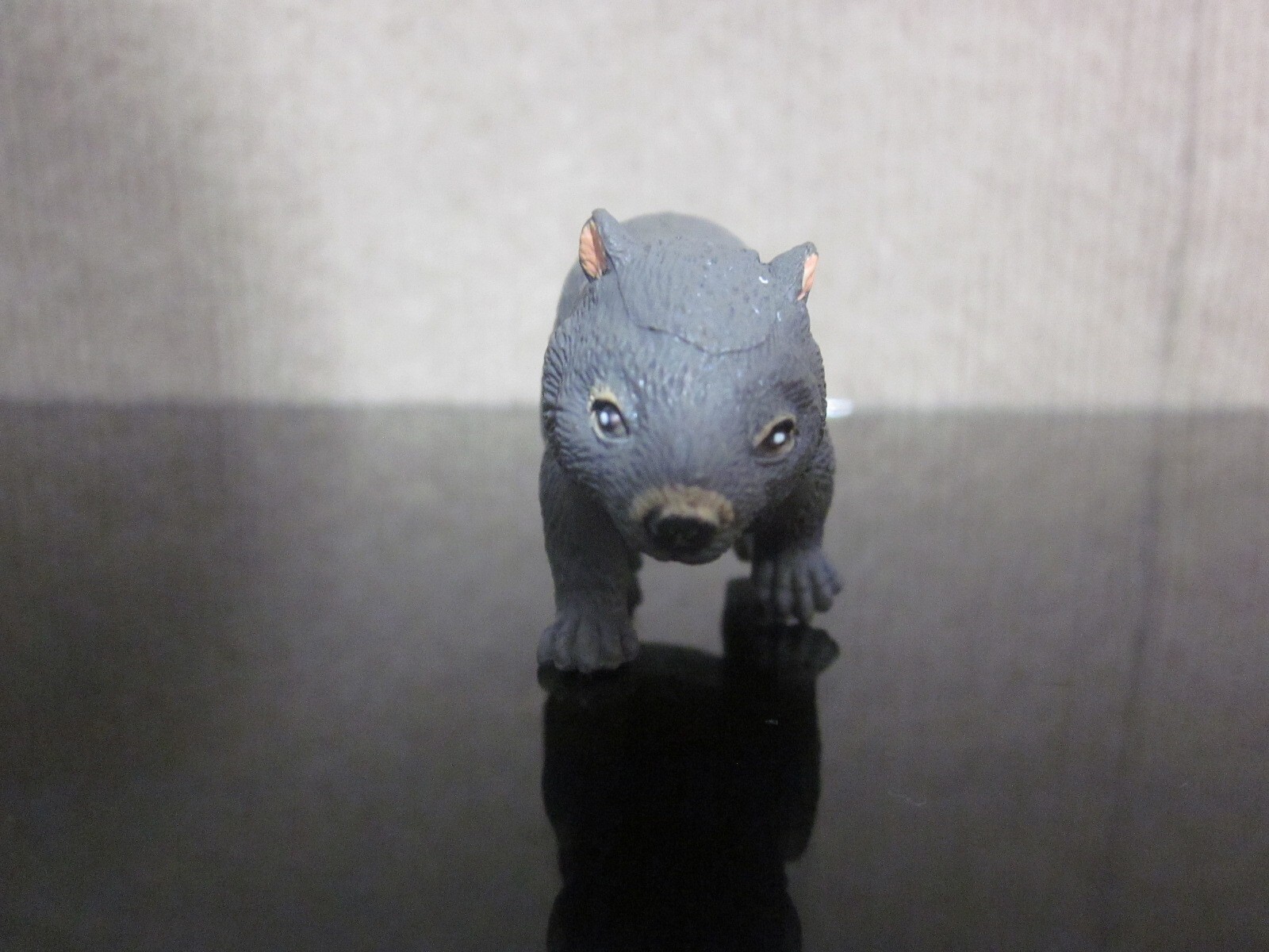 K&M International Wombat Vintage 2003 Plastic Figure Animal Australian 2”