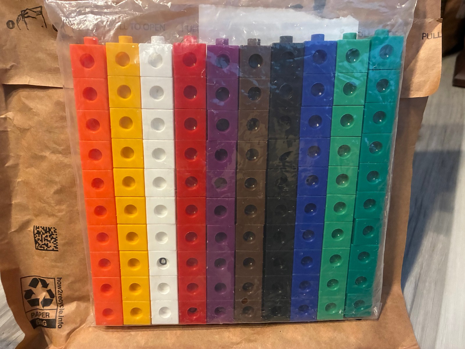 Hand2Mind ETA Snap Cubes 10 Colors Set of 100 Educational Counting Math Activity
