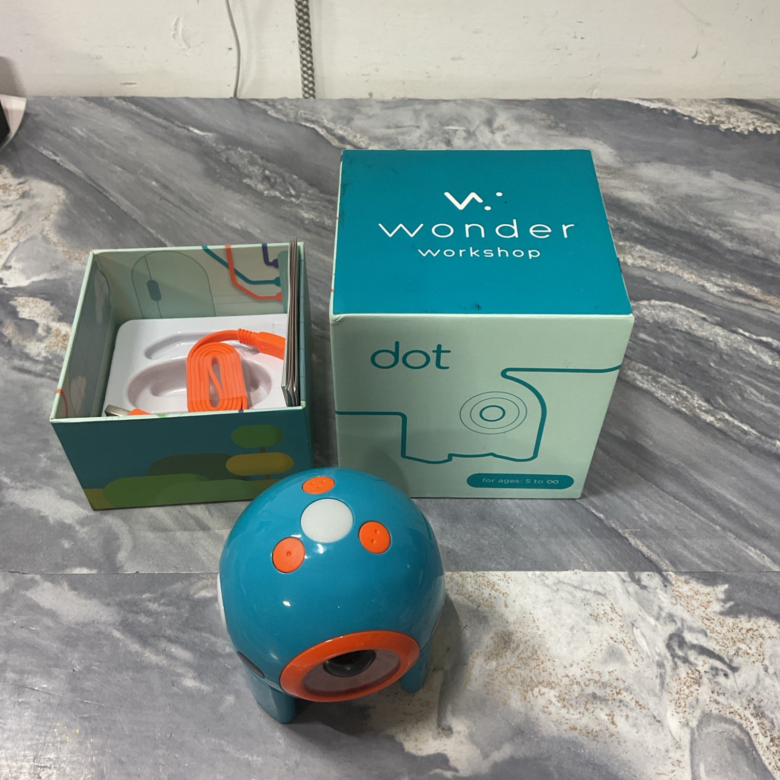 Blue Wonder Workshop Dot Robot DO01 Tested/Working in Box