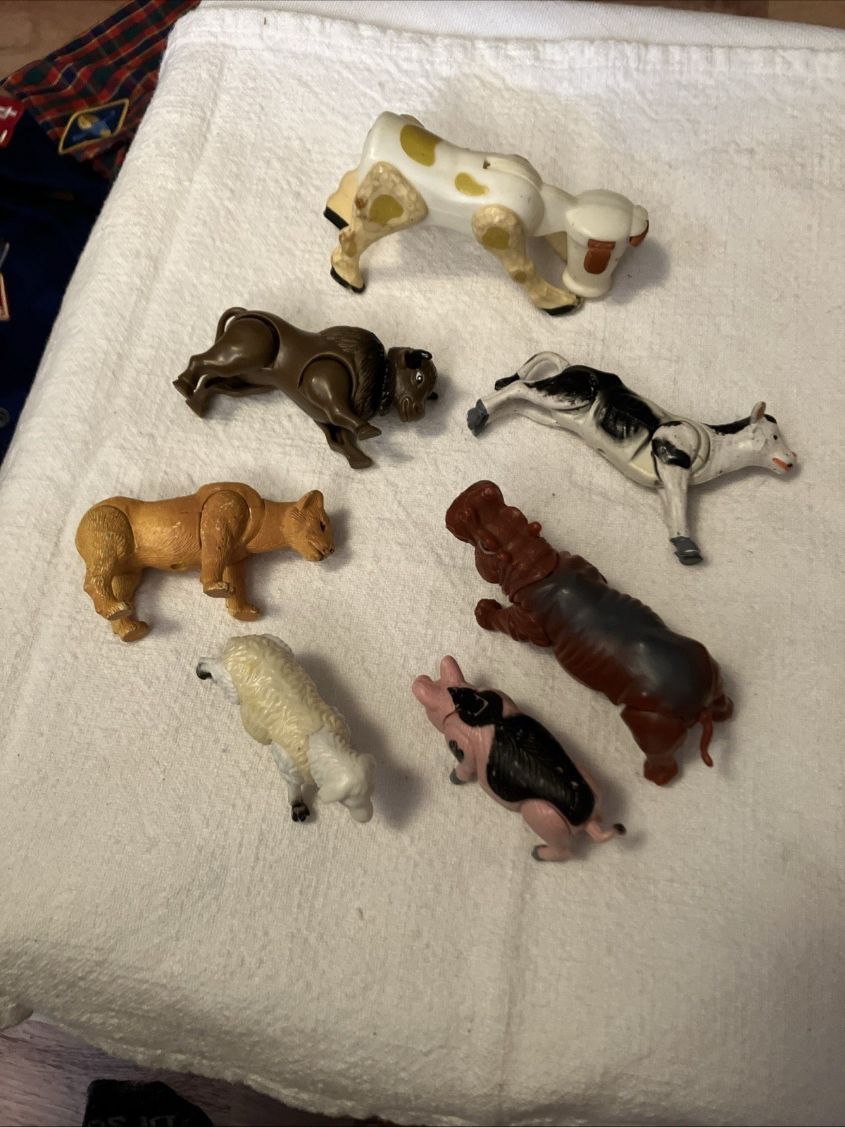 Lot Of 7 Movable Plastic Animals 2 1/2” To 4” Legs/heads Swivel Barnyard/safari