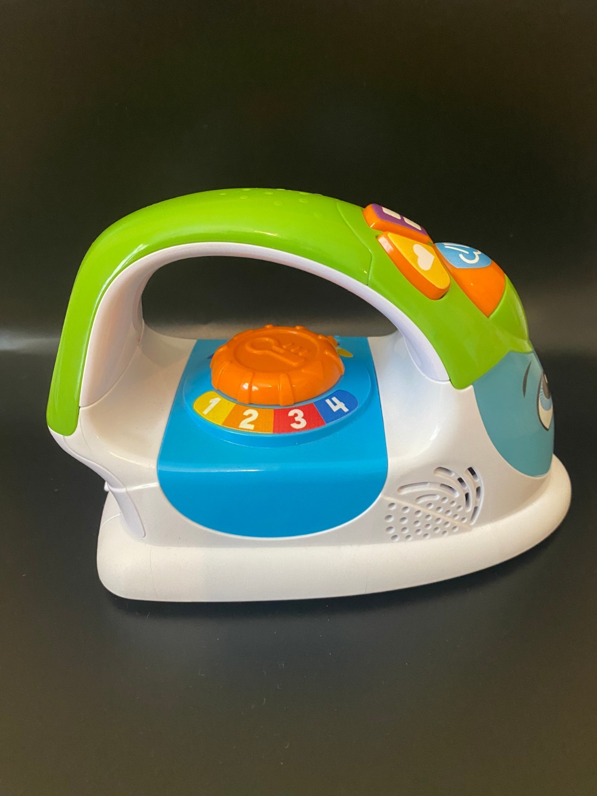 LEAPFROG Ironing Time Learning Set – Comes with what is photoed.