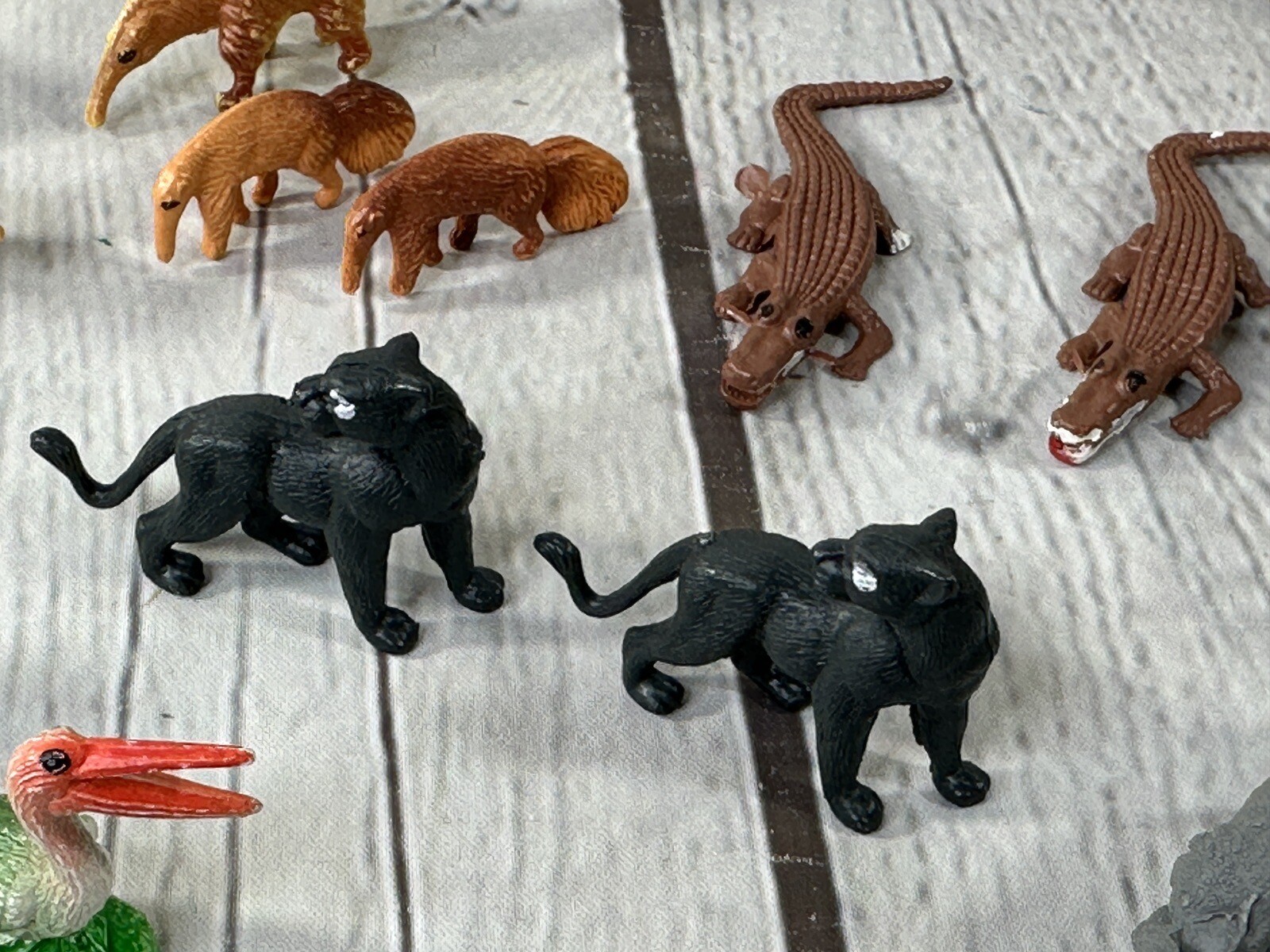 Vintage Knoxville Zoo 32 Piece Plastic Zoo Animals Hong Kong Ages 4 And Up, VGC!