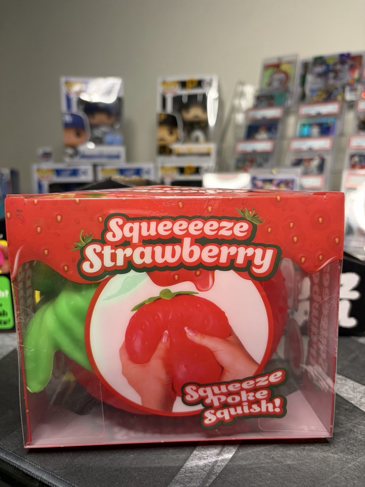 🔥🍓Genuine Sunny Days Giant Squeeeeze Strawberry 🍓🔥 Us Seller! Same day ship