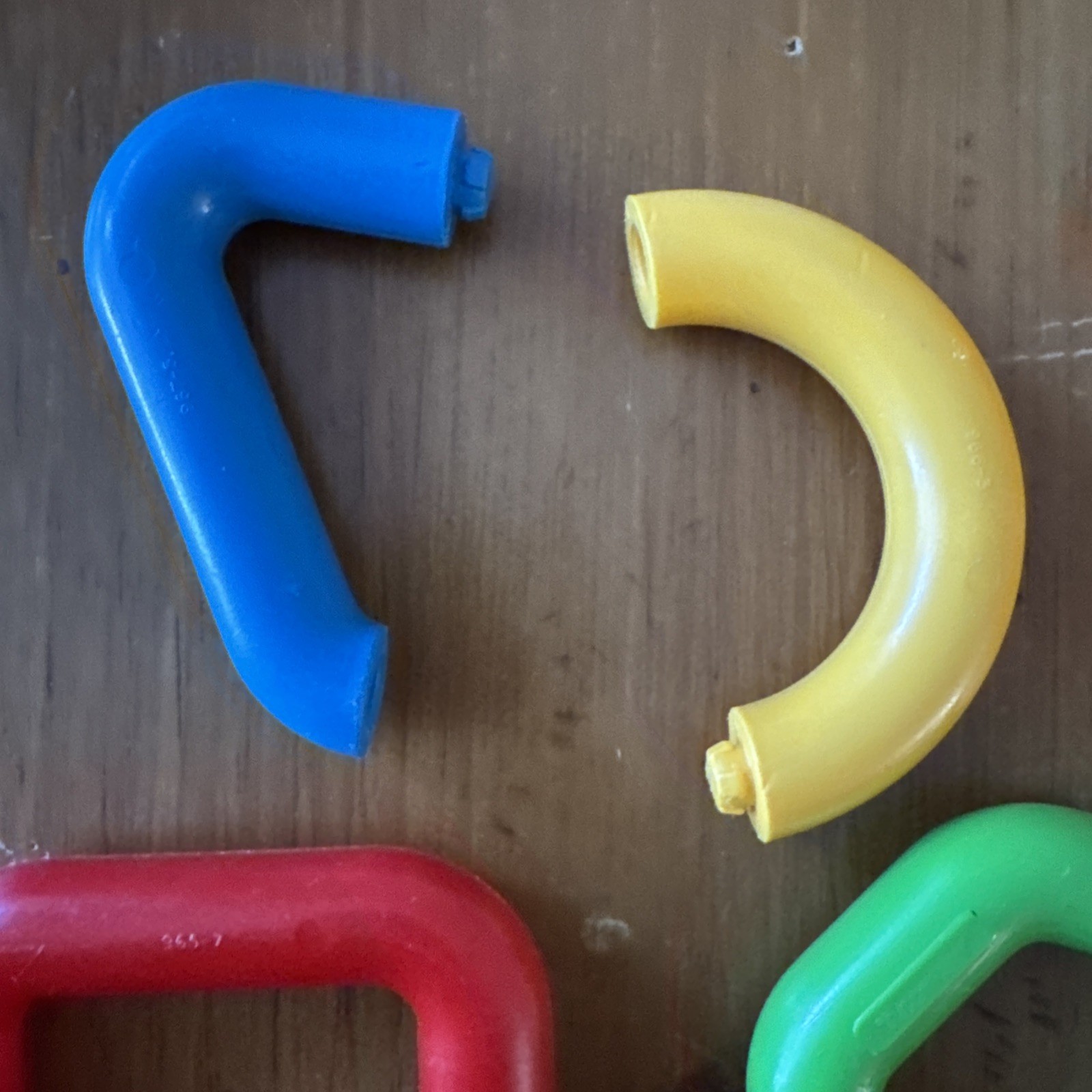 Vintage TUPPERWARE Tuppertoys LINK A LOT Links Shapes Linking Toy Chain Partial