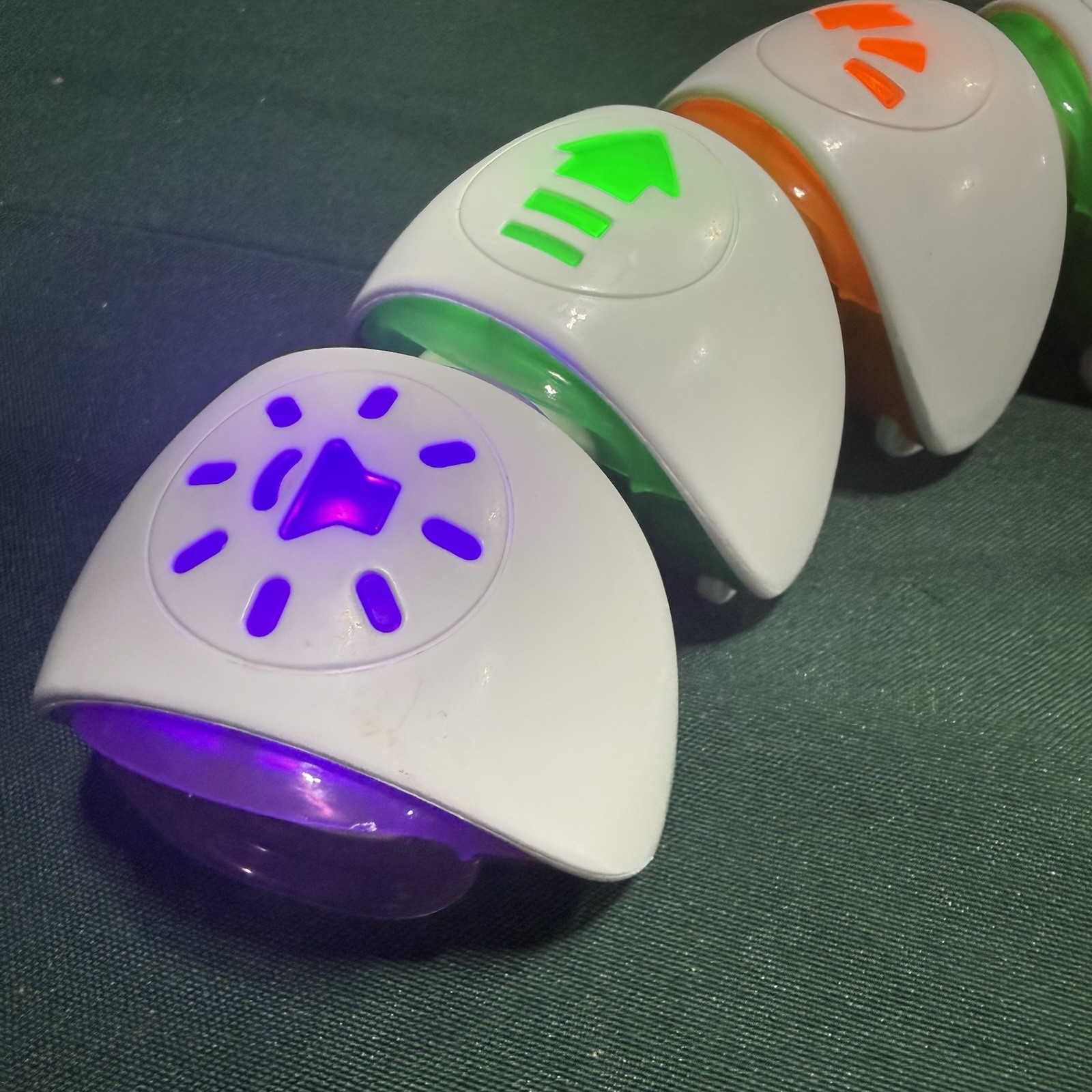 Fisher Price – Code-a-pillar – Plus 8 Segments – Works – See Video – STEM