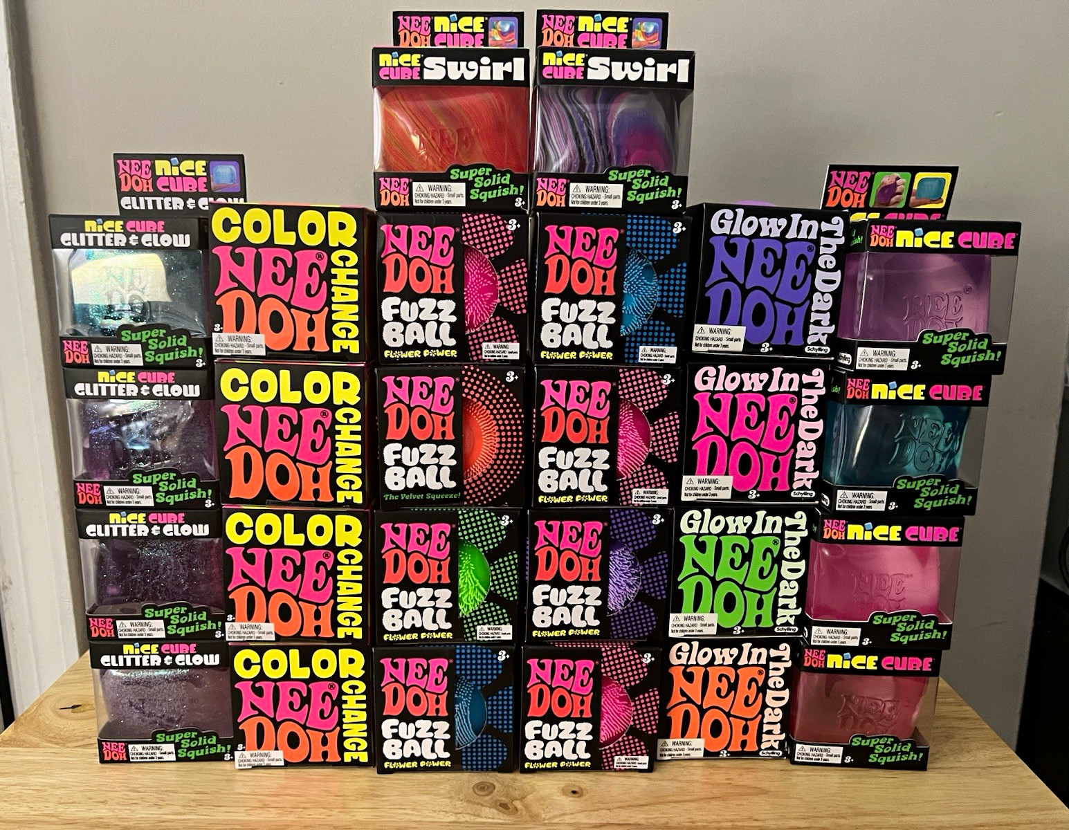 Lot 26 Nee Doh Nice Cube, Swirl, Color Change, Fuzz, Glitter Glow, Glow in Dark