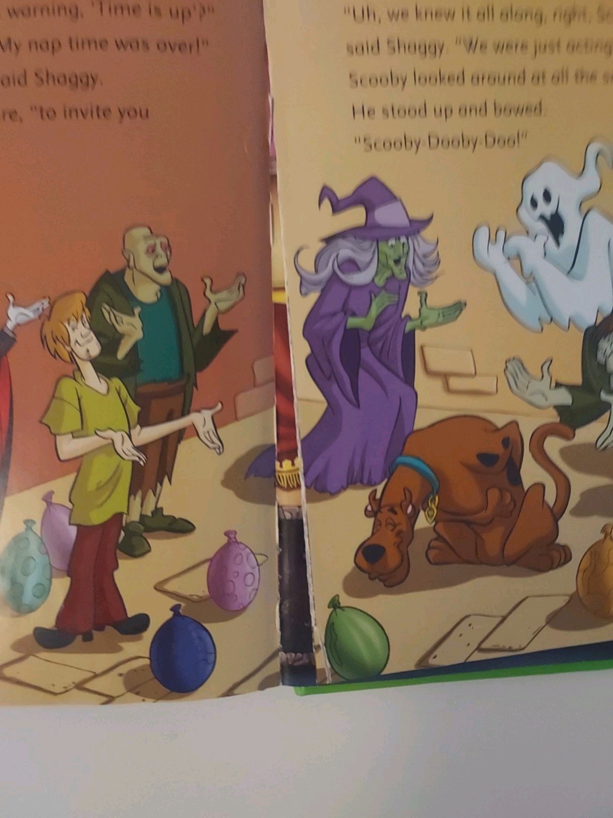 Leap Frog SCOOBY-DOO! Shinny Spooky Knights (Works on both Tag and Leapreader)