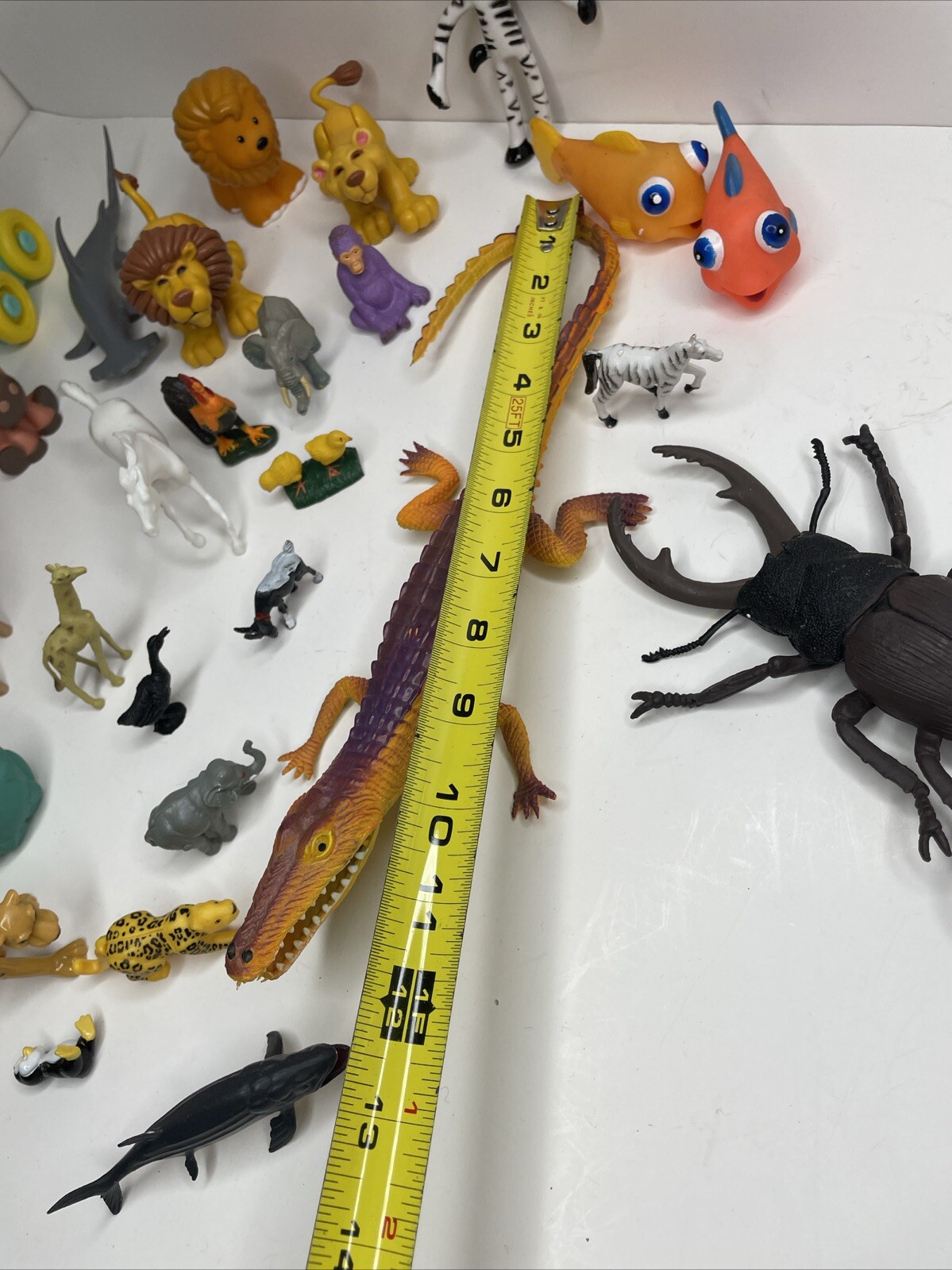 32 Lot Miniature Toy Plastic Animal Figures Mixed Sizes/Styles -Lions, Horses
