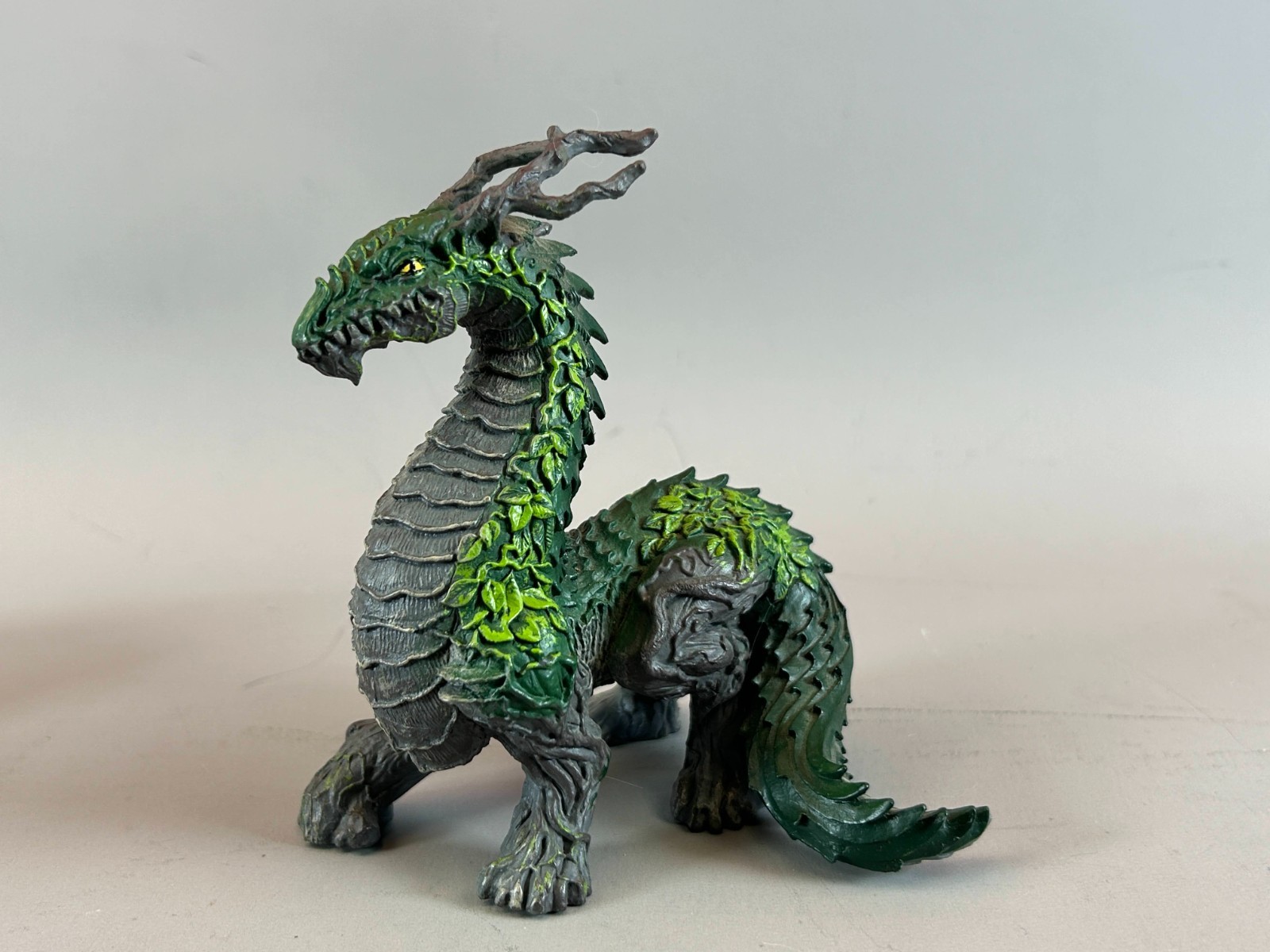 Green Forest & Blue Water Fantasy Dragon Figures Safari Ltd. Mythical Preowned