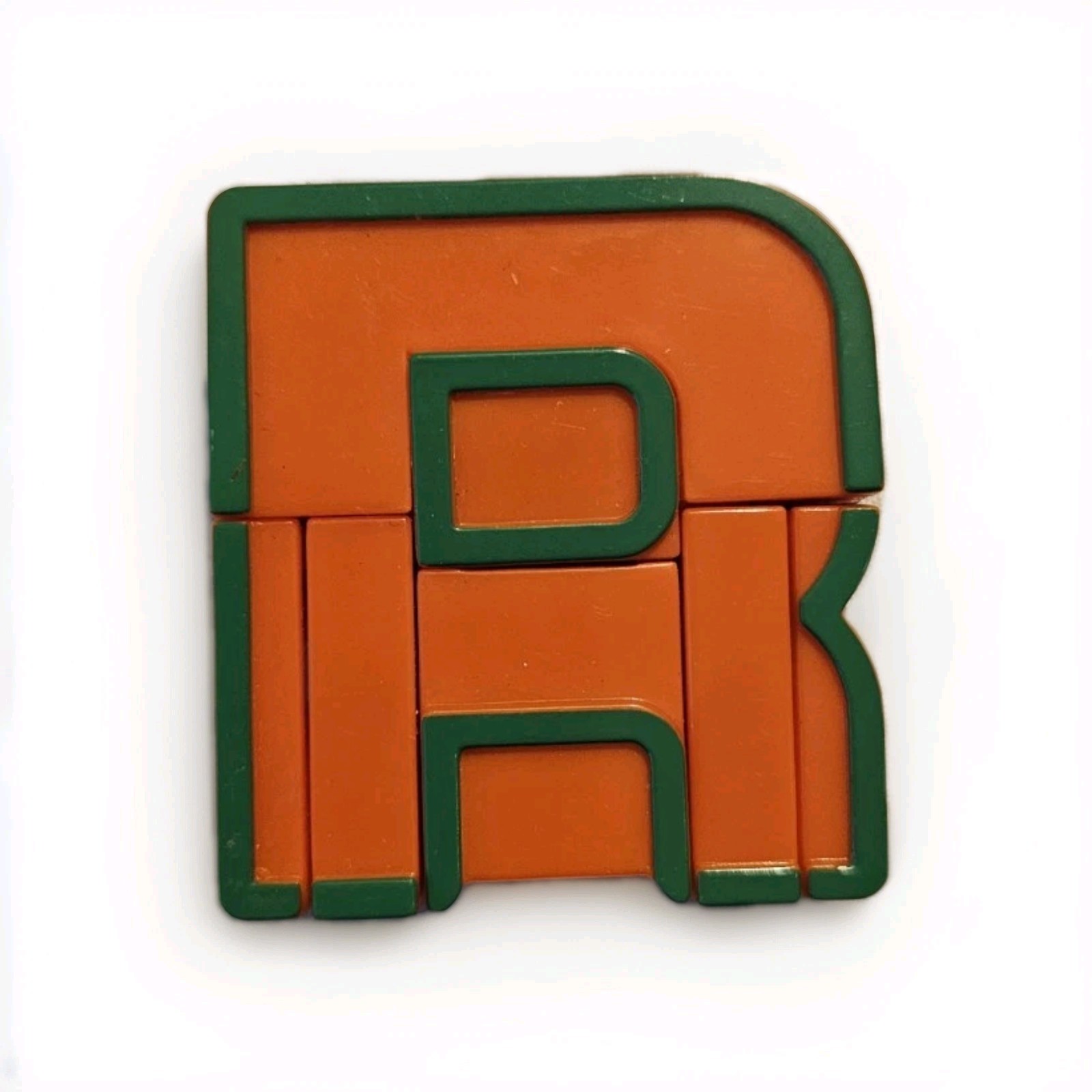 Lakeshore Learning Alpha Bots – Alphabots – Transform Robots- Letter R only 1985