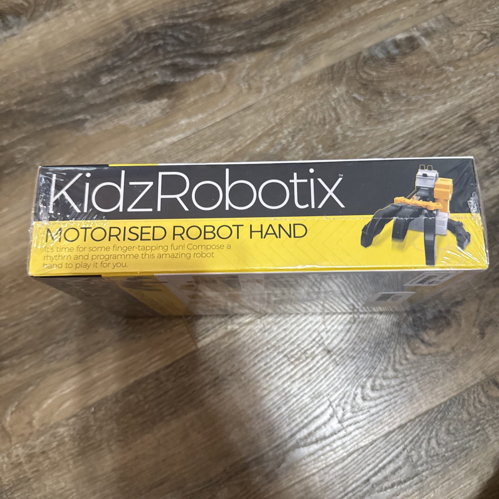 New KidzRobotix Motorized Robot Hand STEAM Powered Kids 4M Kids Building Toy