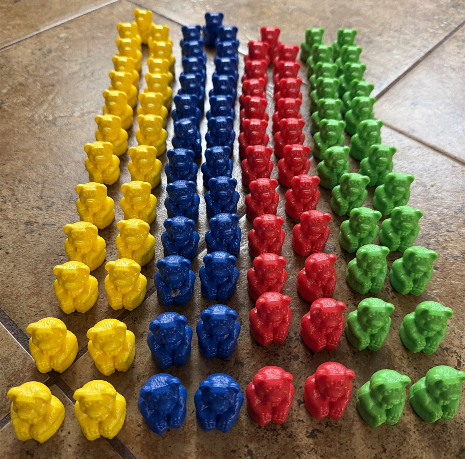 Plastic One Inch Teddy Bear Counters Red Yellow Blue Green Lot Of 97