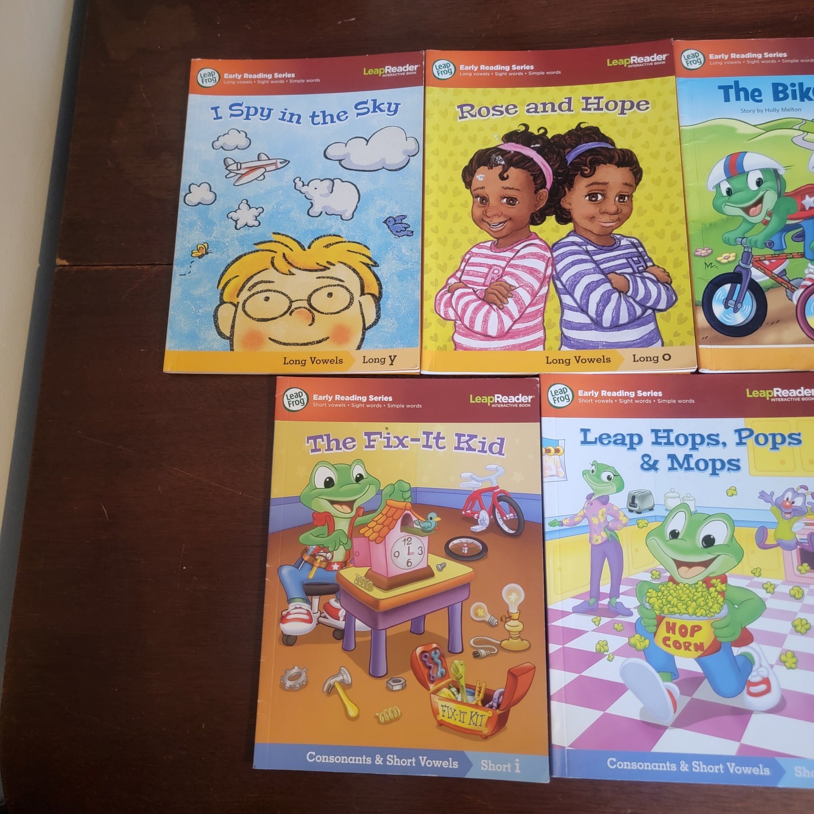 Leap Frog LeapReader Interactive Early Reading Series Books Sight Words Set Of 7