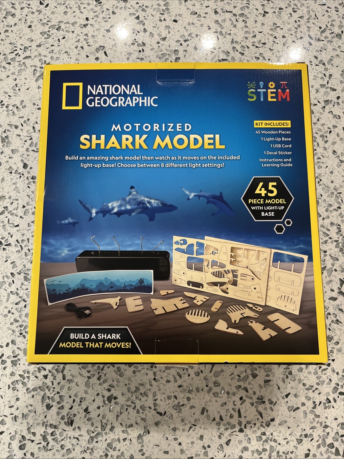 National Geographic STEM Motorized Shark Model Brand New Sealed
