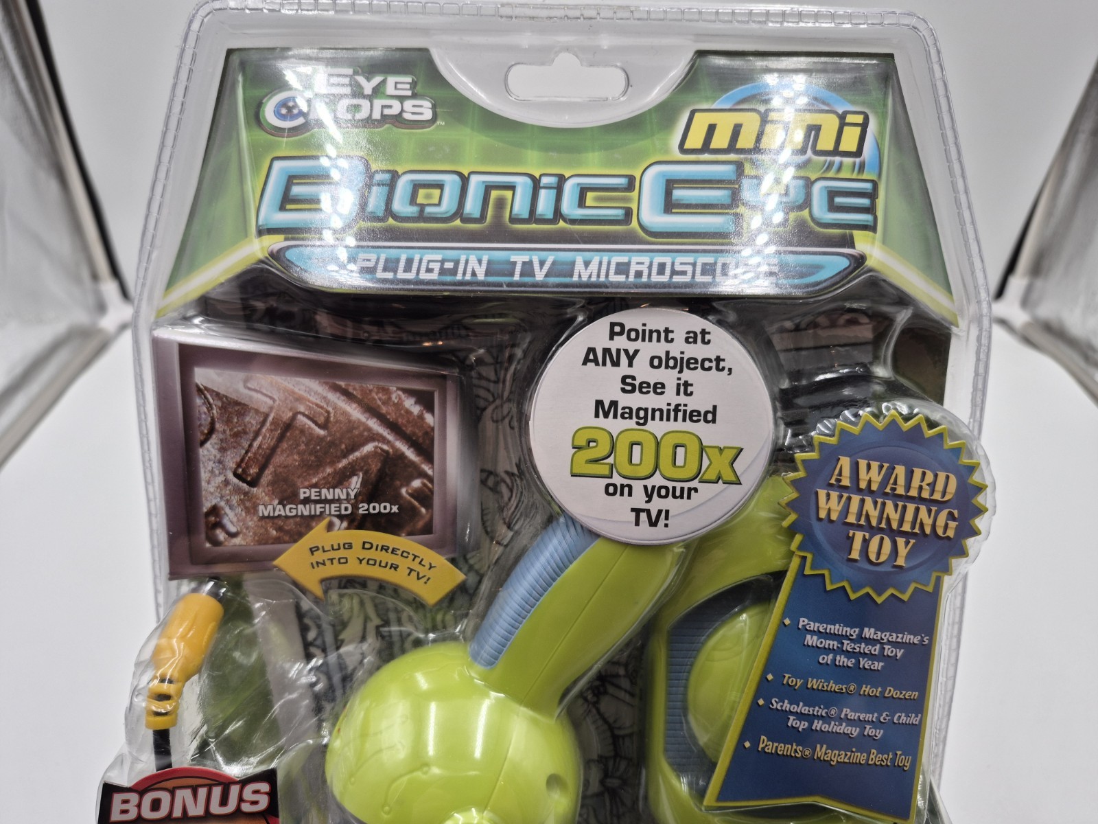 Eye Clops Bionic Eye Plug-In TV Microscope Toy JAKKS Pacific NEW