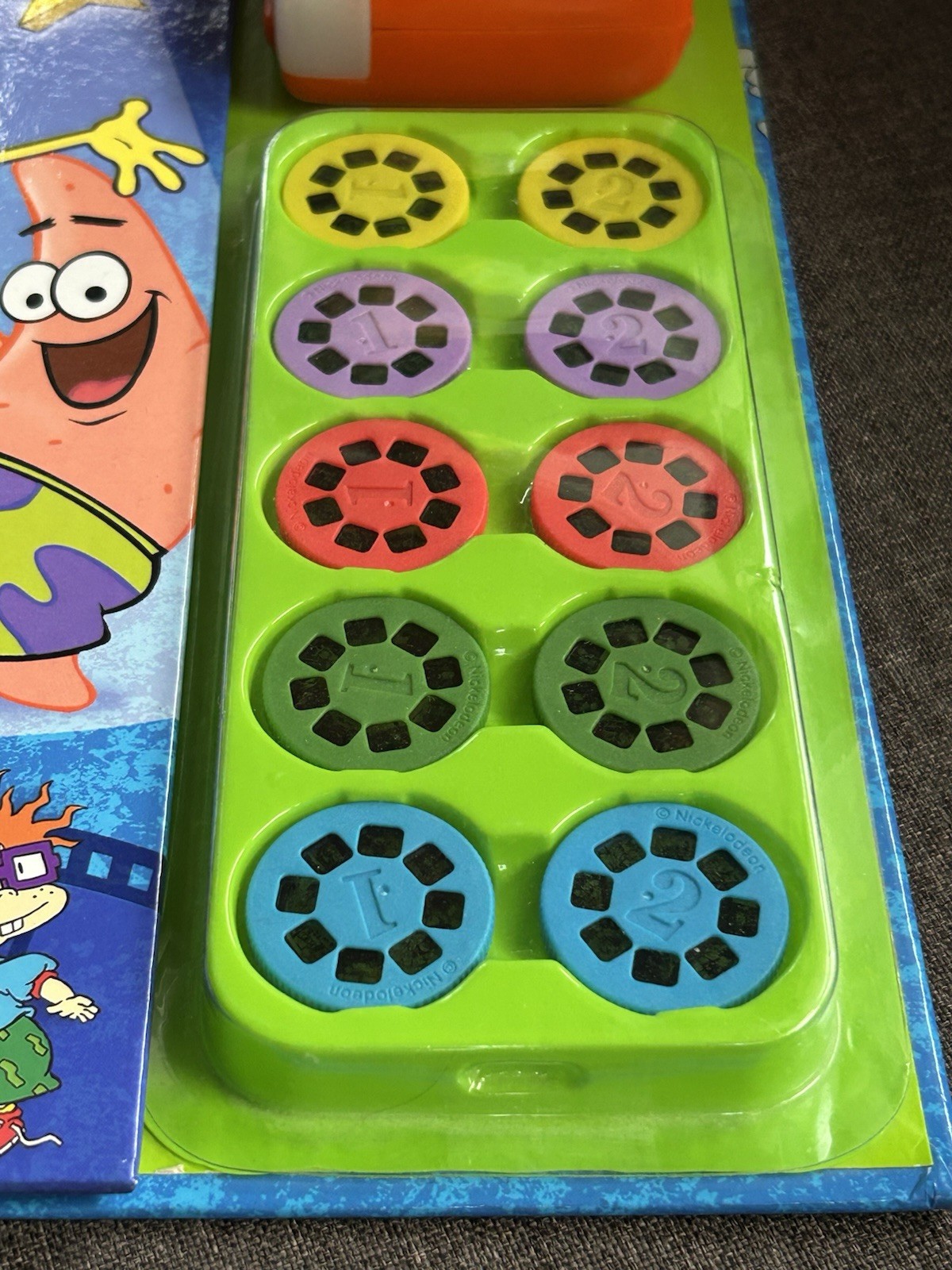 Nickelodeon MOVIE THEATER SpongeBob StoryBook & Movie Projector • NEW