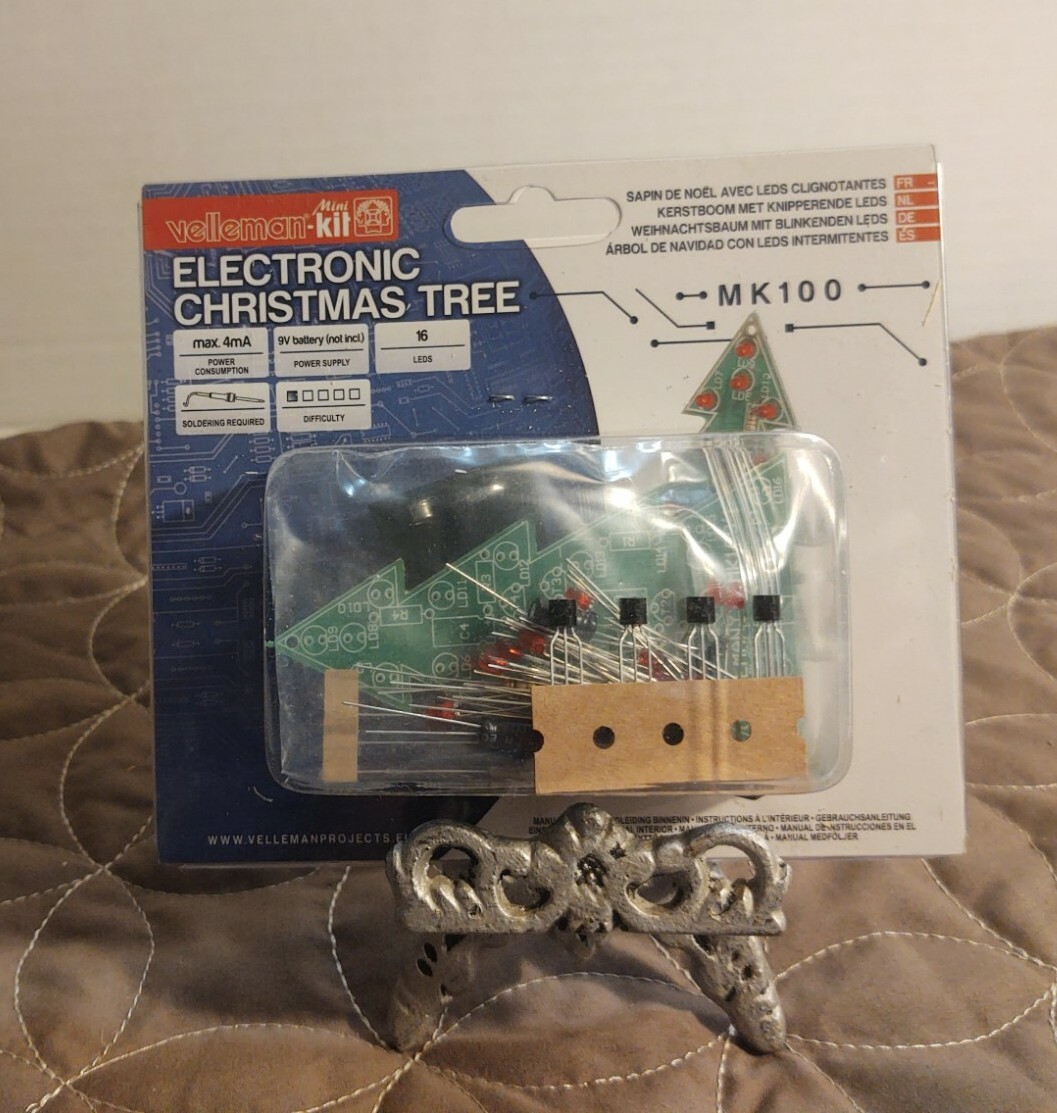 VELLEMAN Electronic Christmas Tree Kit MK100: Unassembled