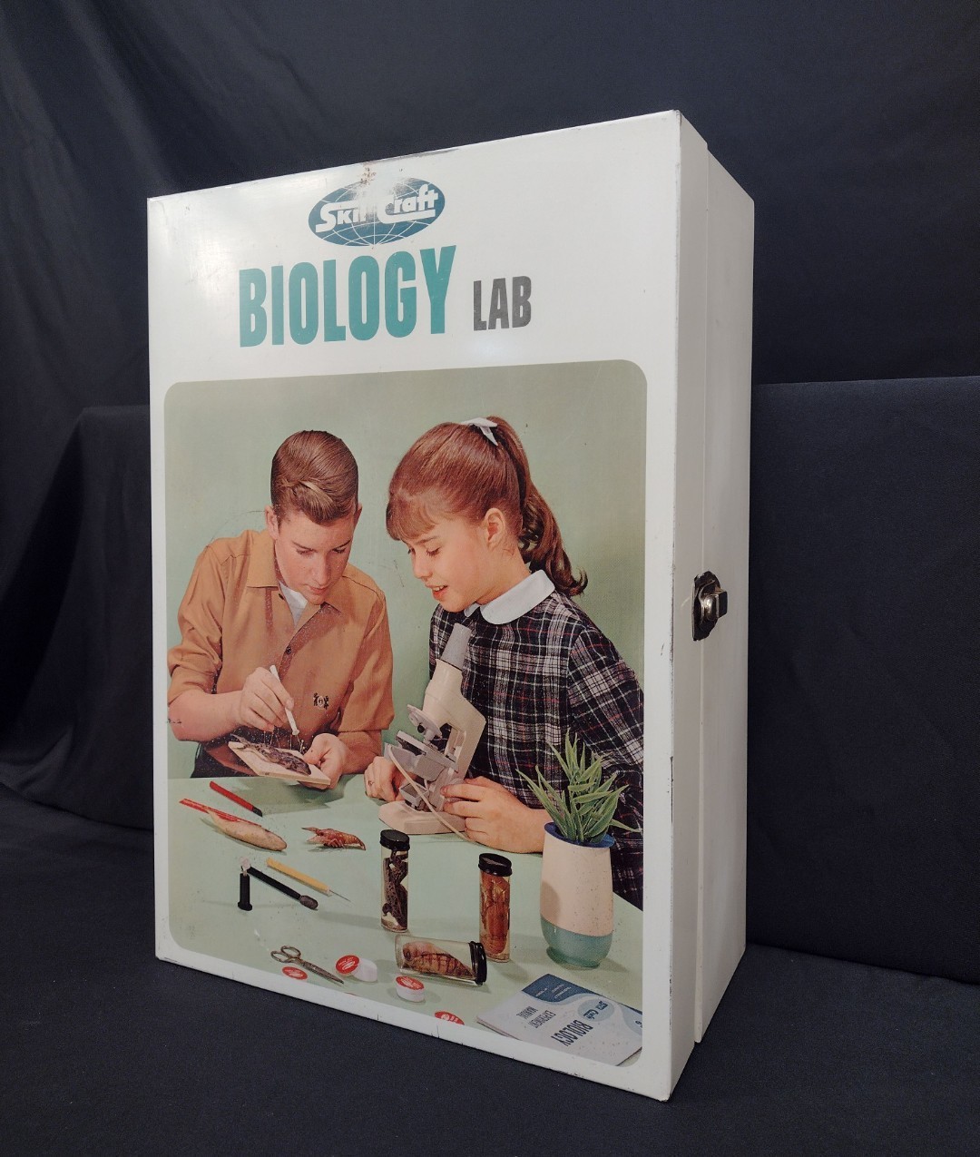 SkilCraft Biology Lab Set Metal Hinged Case Only. Excellent Lithography 1960’s