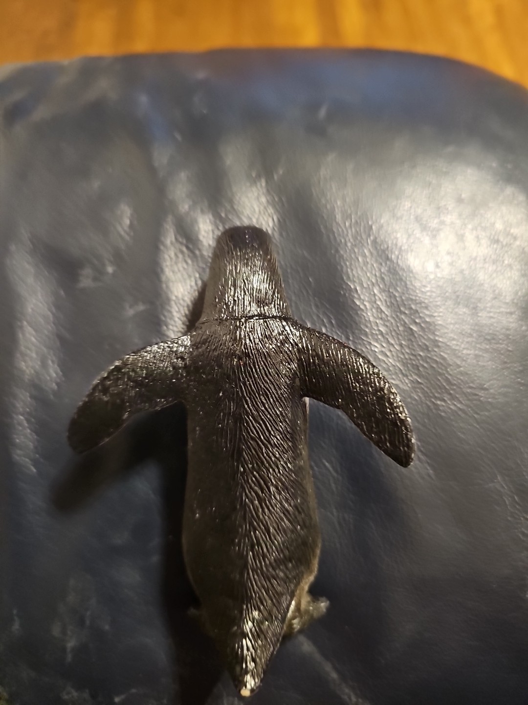 Unbranded Penguin Plastic Figure- 4 Inches READ
