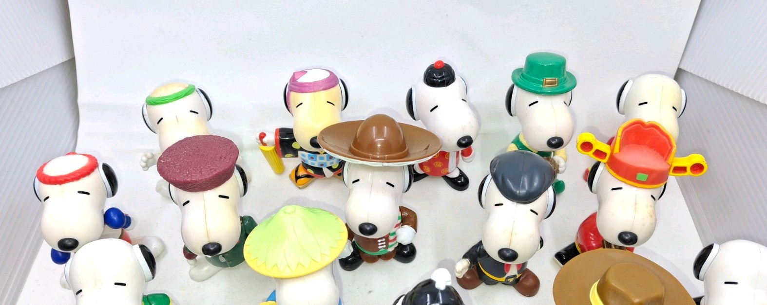 20X Vintage McDonald’s Snoopy Figurines Happy Meal Collectables Peanuts