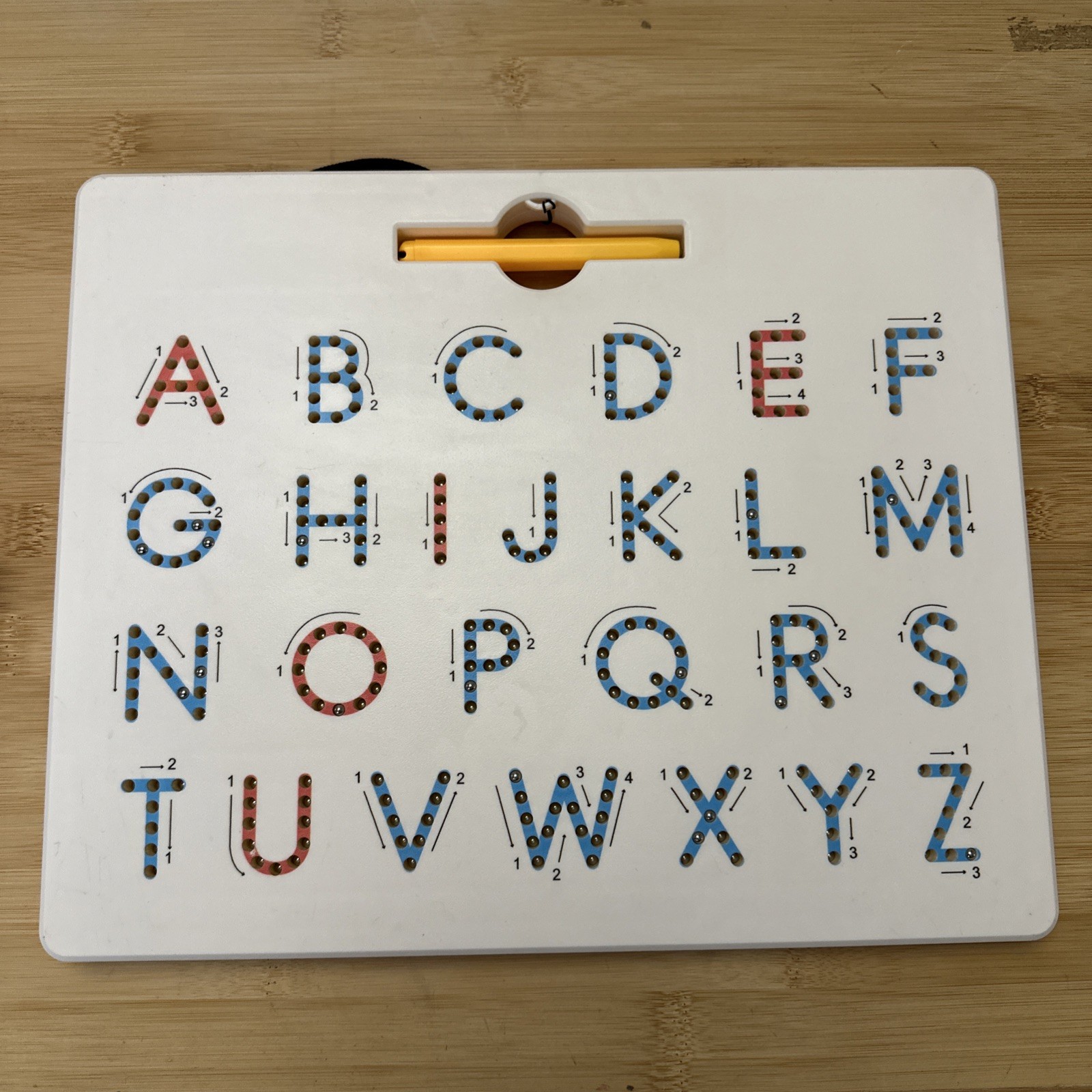 a to z Magnatab – Tablet and Magnetic Pen – Lower / Upper Case Blue Red