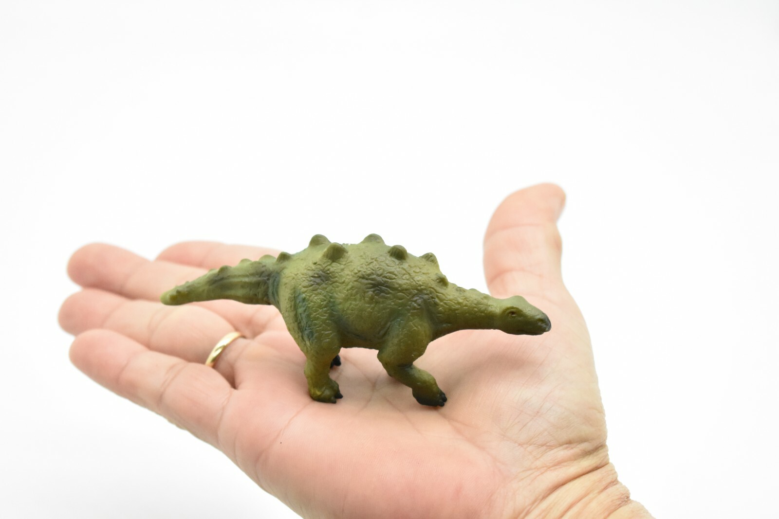 Stegosaurus Dinosaur, Baby, Very Nice Plastic Replica 4″ F8003-B115