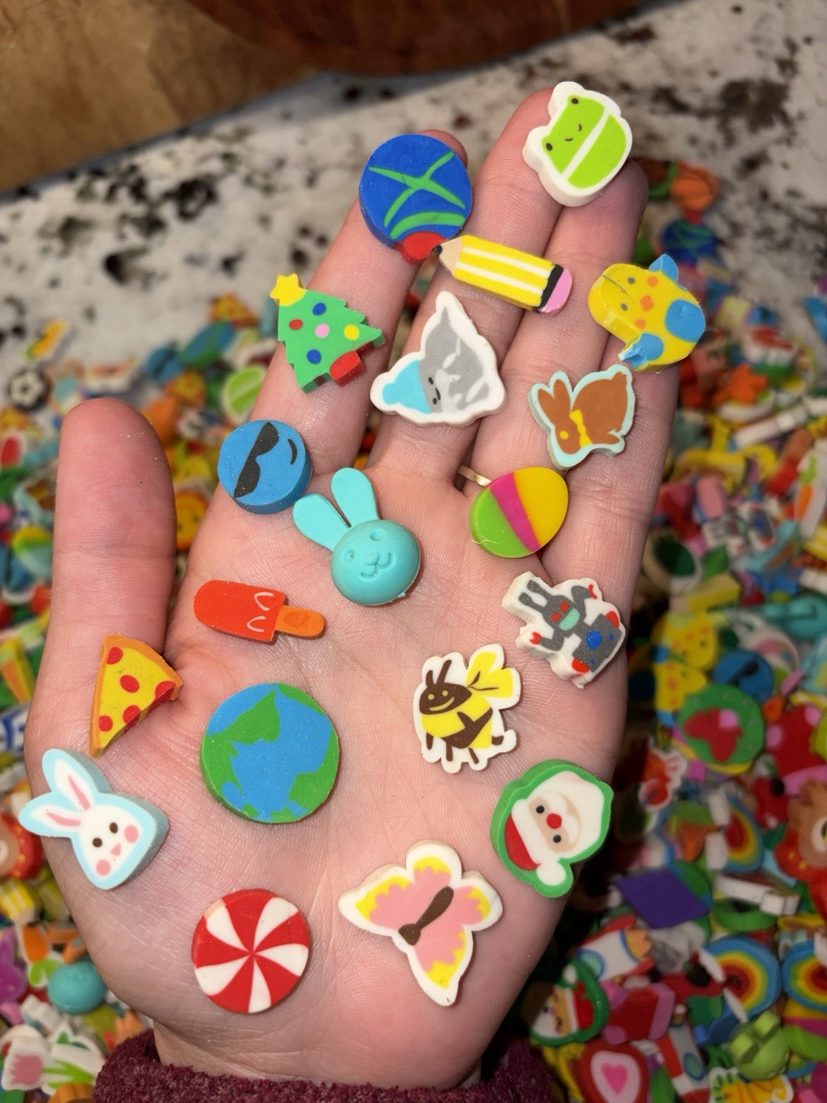 Huge Lot 1000+Colorful Mini Erasers STEM Kids Variety