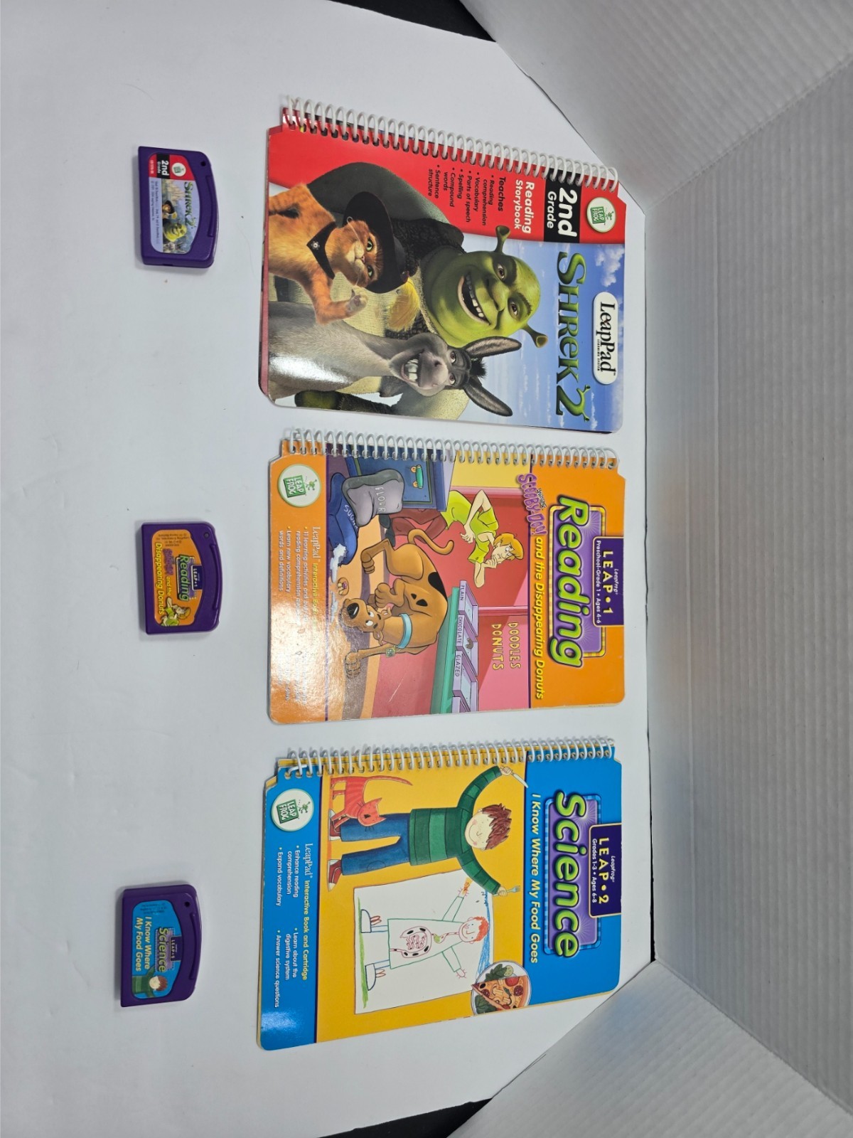 LeapPad Bundle With 14 Books and 12 Cartdriges