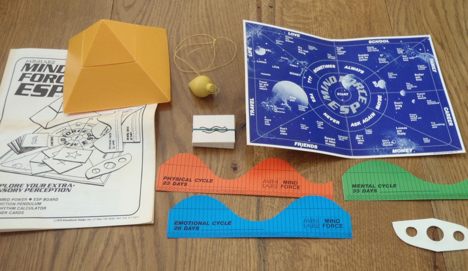 Vintage Mind Force ESP: Mini Labs Space Series Sensory Exploration Kit COMPLETE