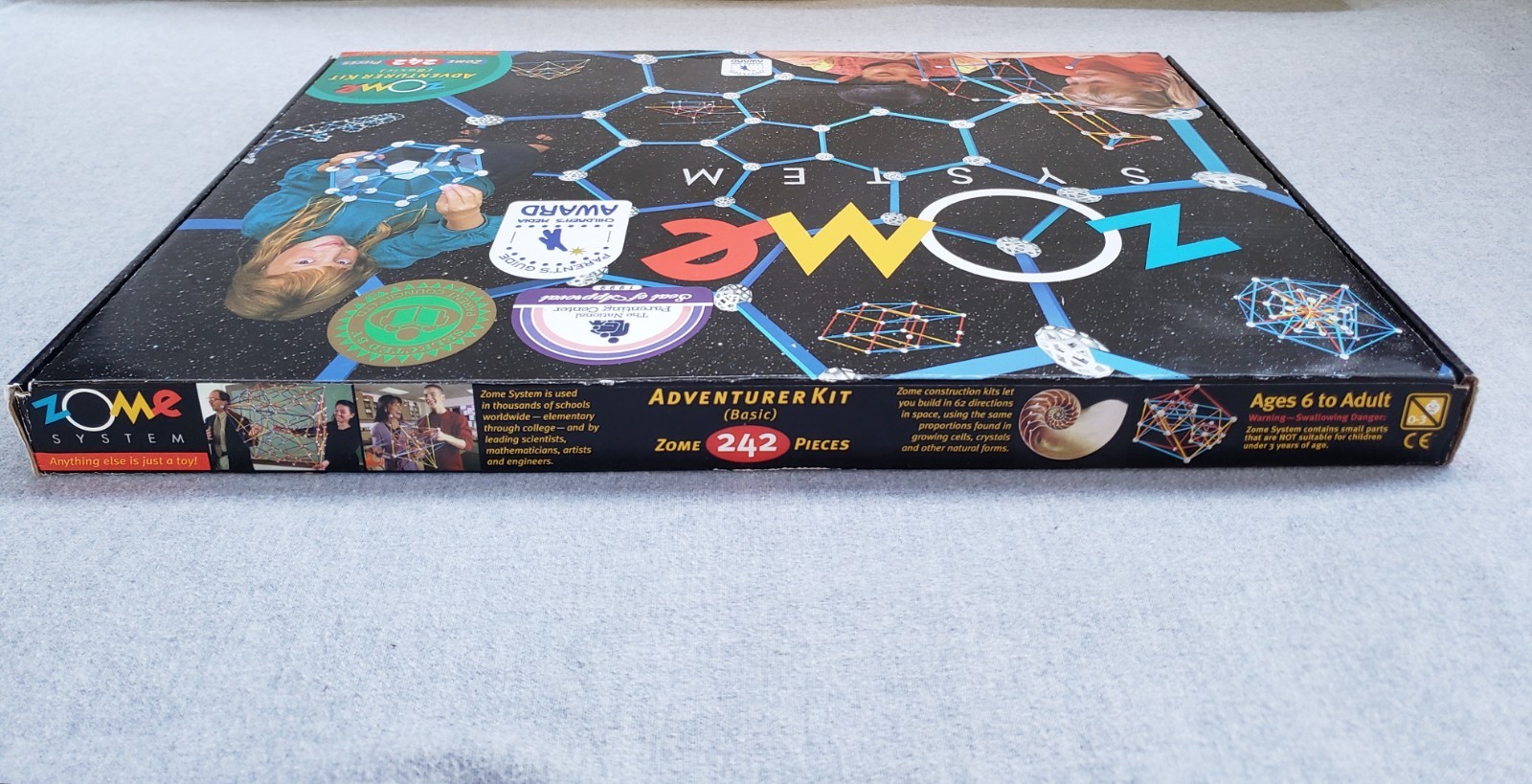 Zometool Zome System Construction Kit 240 Pieces Build Bridges Domes Pyramids