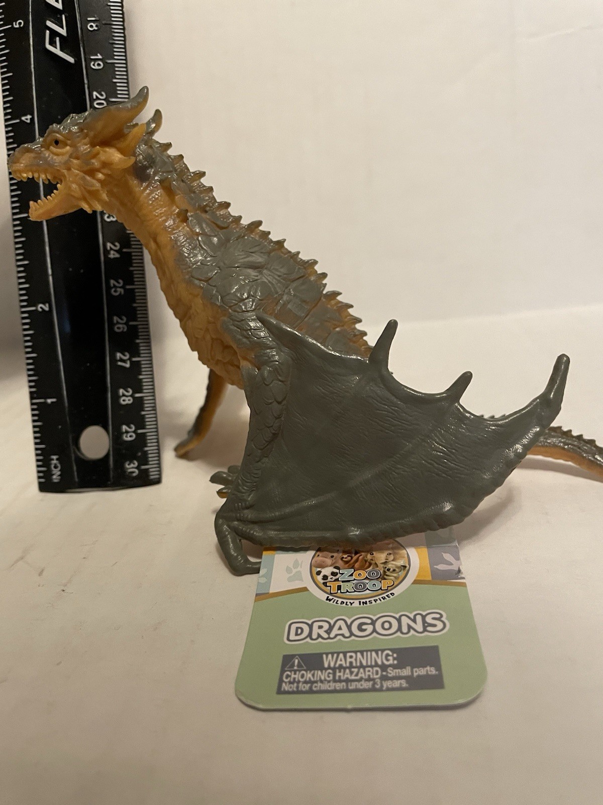 Zoo Troop – Dragons – Gray Orange Dragon – Wildly Inspired – Ages 3+