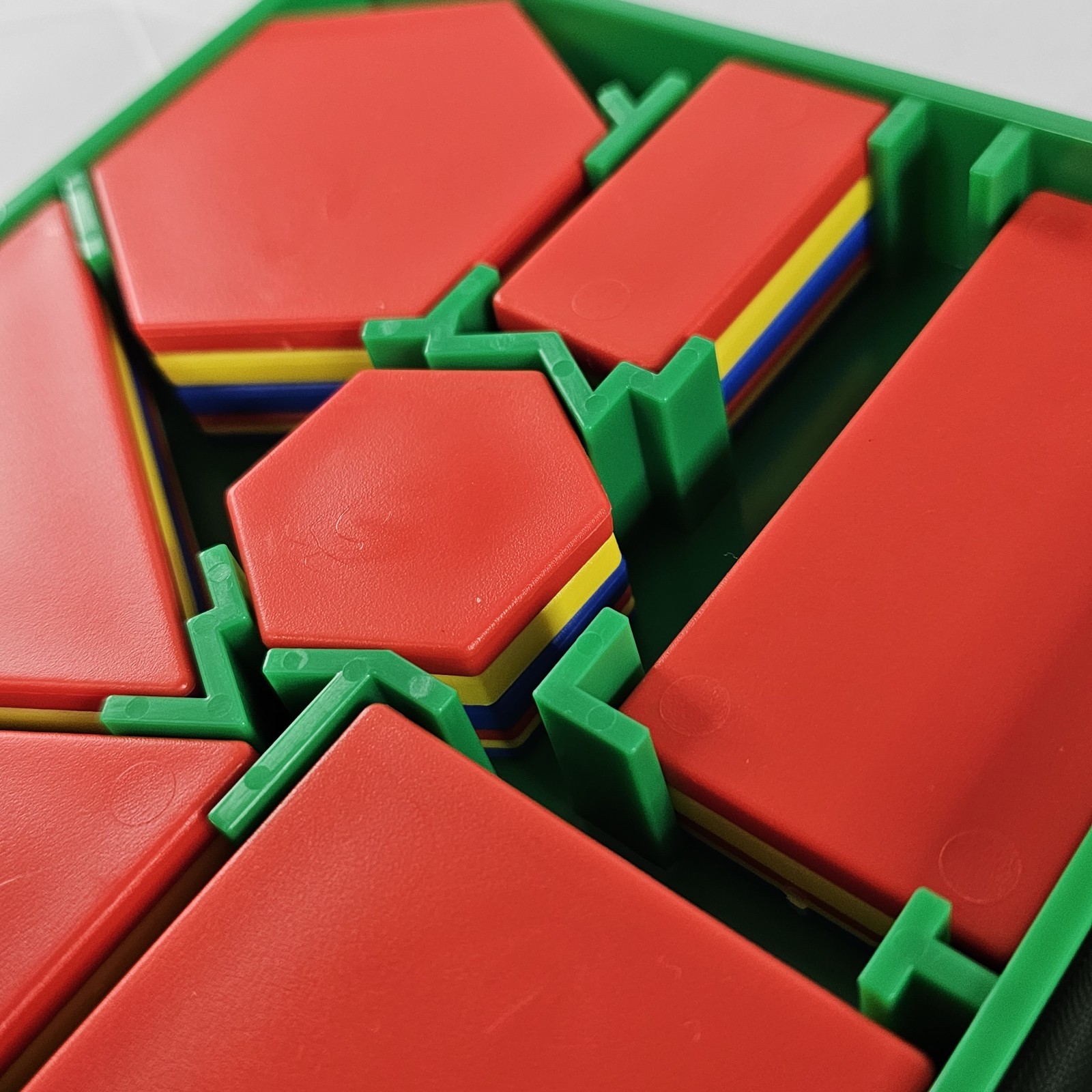 Vintage Attribute Blocks Plastic In Tray Sets Of Shapes Colors Taiwan Made READ⬇