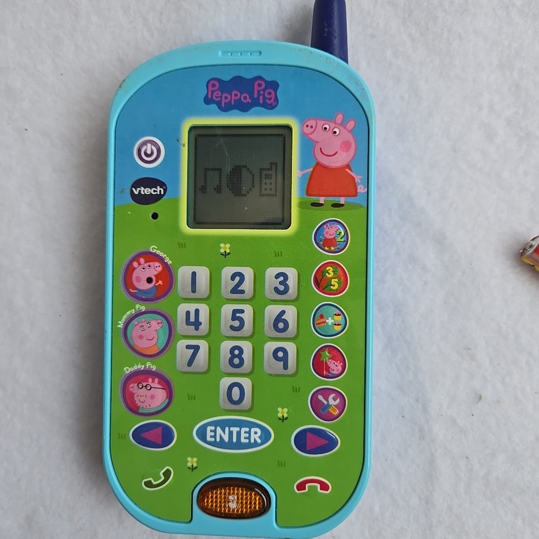 VTech Peppa Pig Let’s Chat Learning Phone Blue Light Up Cell Phone Tested.