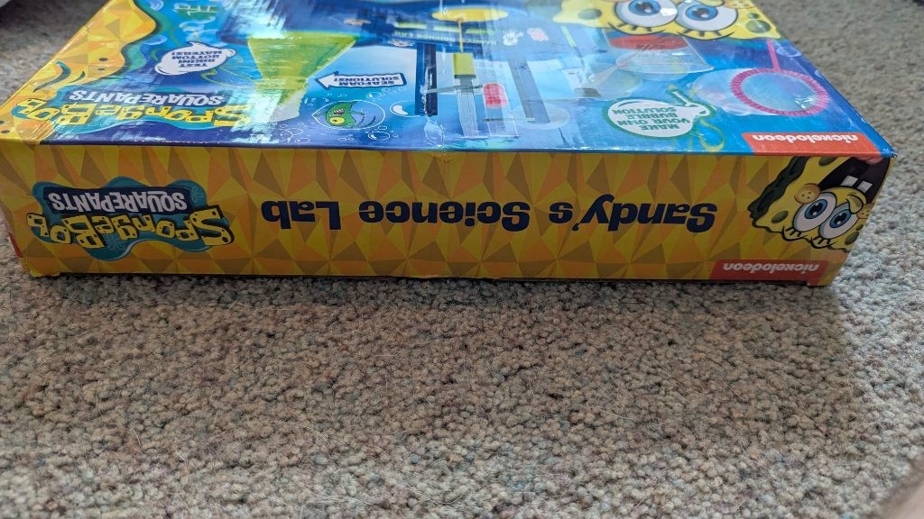 SpongeBob SquarePants Sandy’s Science Lab Nickelodeon 25+ Experiments Kids STEM