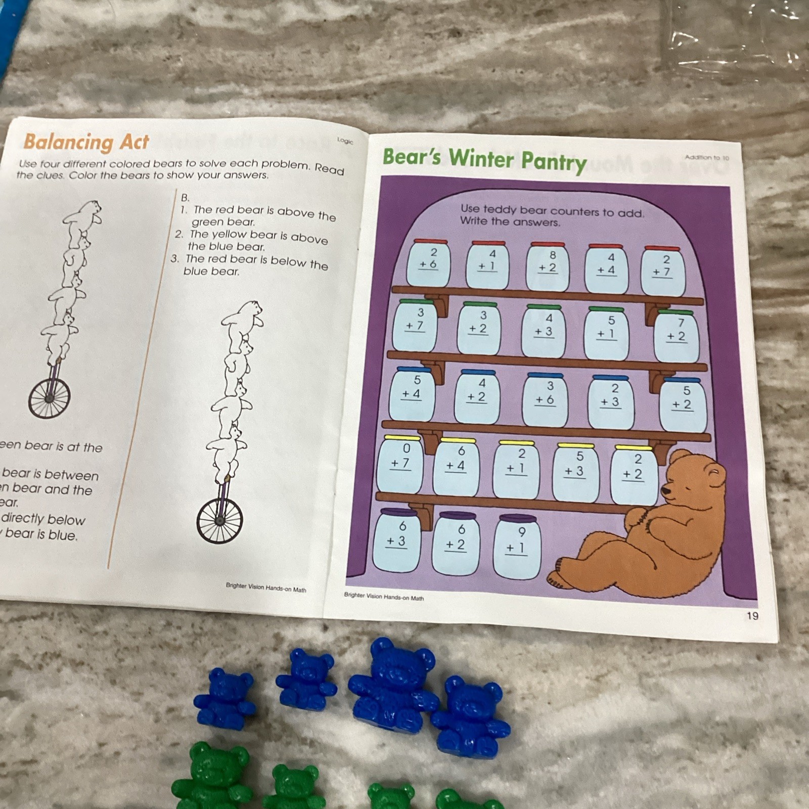Teddy Bear Math Counters Educational Sorting Toy Hard Plastic 16 Bears & Book