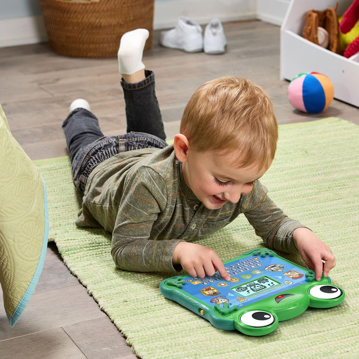 LeapFrog Disney and Pixar Toy Story 5 Explore 9.4″ x 9.3″ x 1.3″, Green